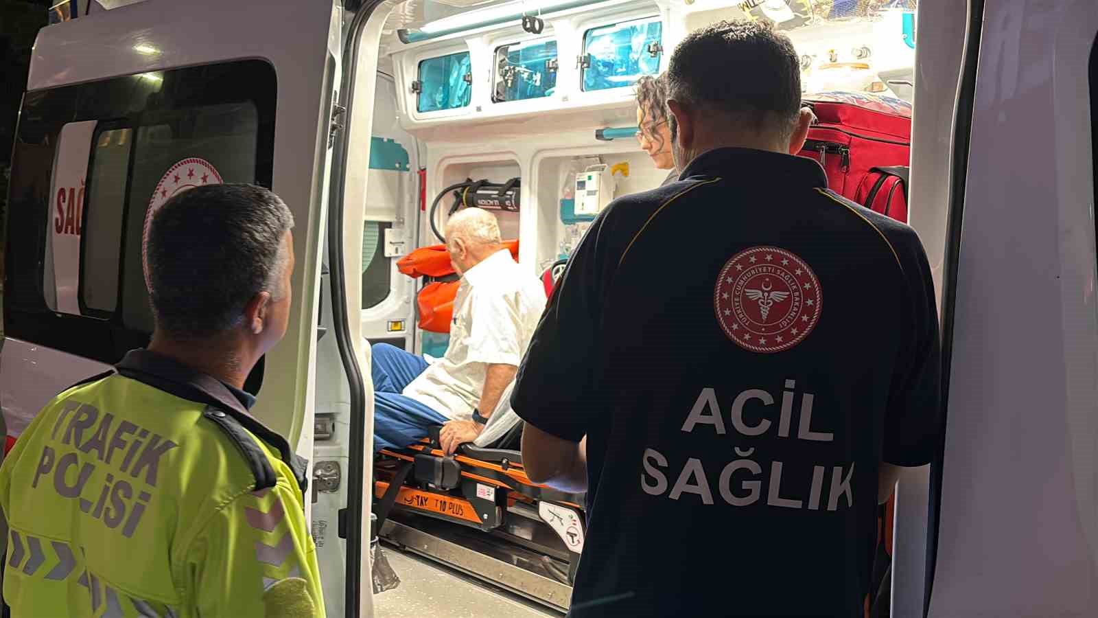 Direksiyon başında kalp krizi geçirdi, polisten yardım istedi
