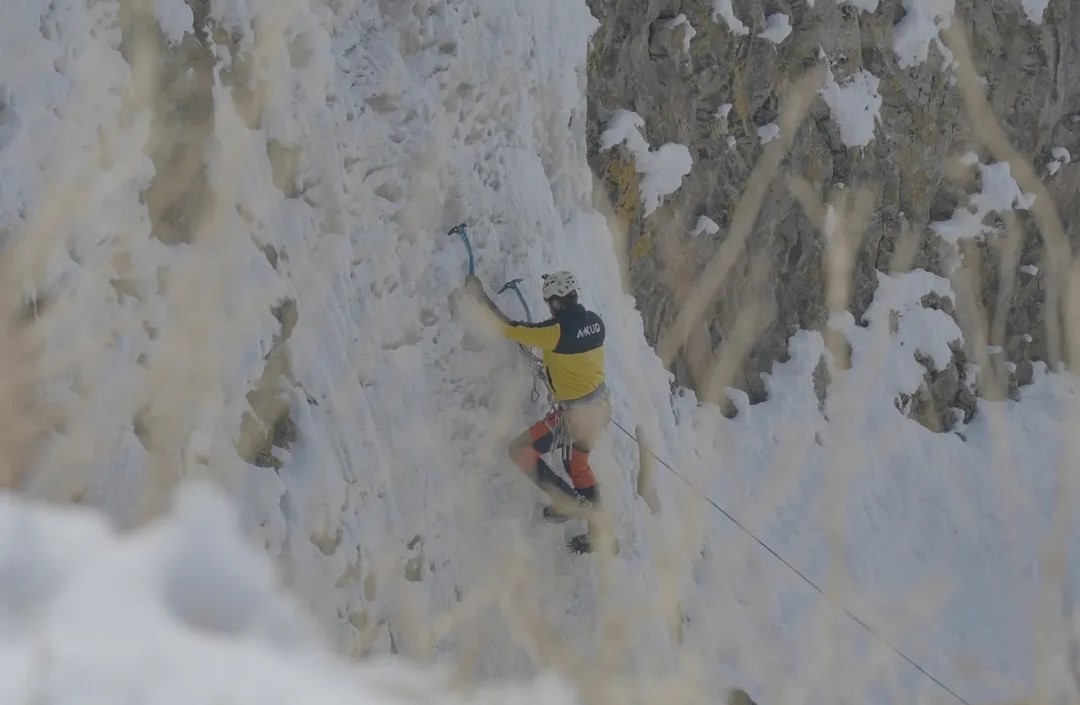 Diyadin Kanyonu’nda buz tırmanışı heyecanı
