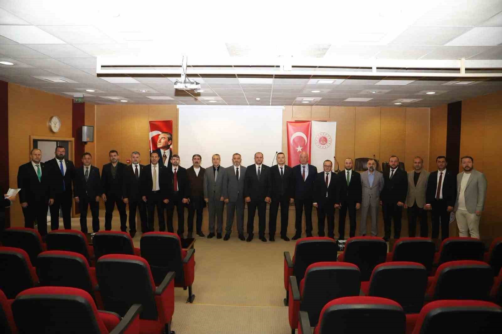 DTSO yönetimi mazbatasını alarak resmen göreve başladı
