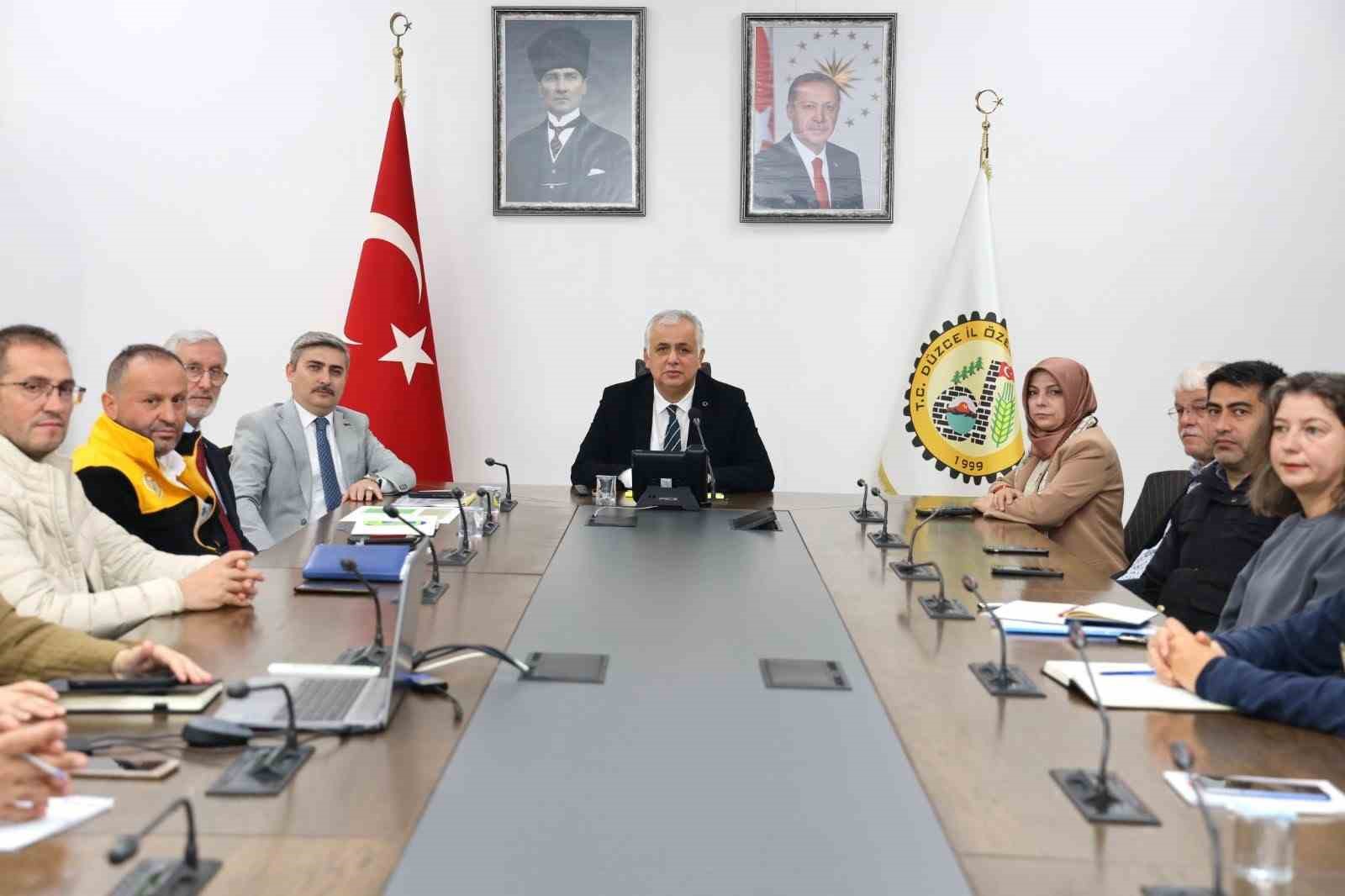 Düzce’de eğitim yatırımları masaya yatırıldı
