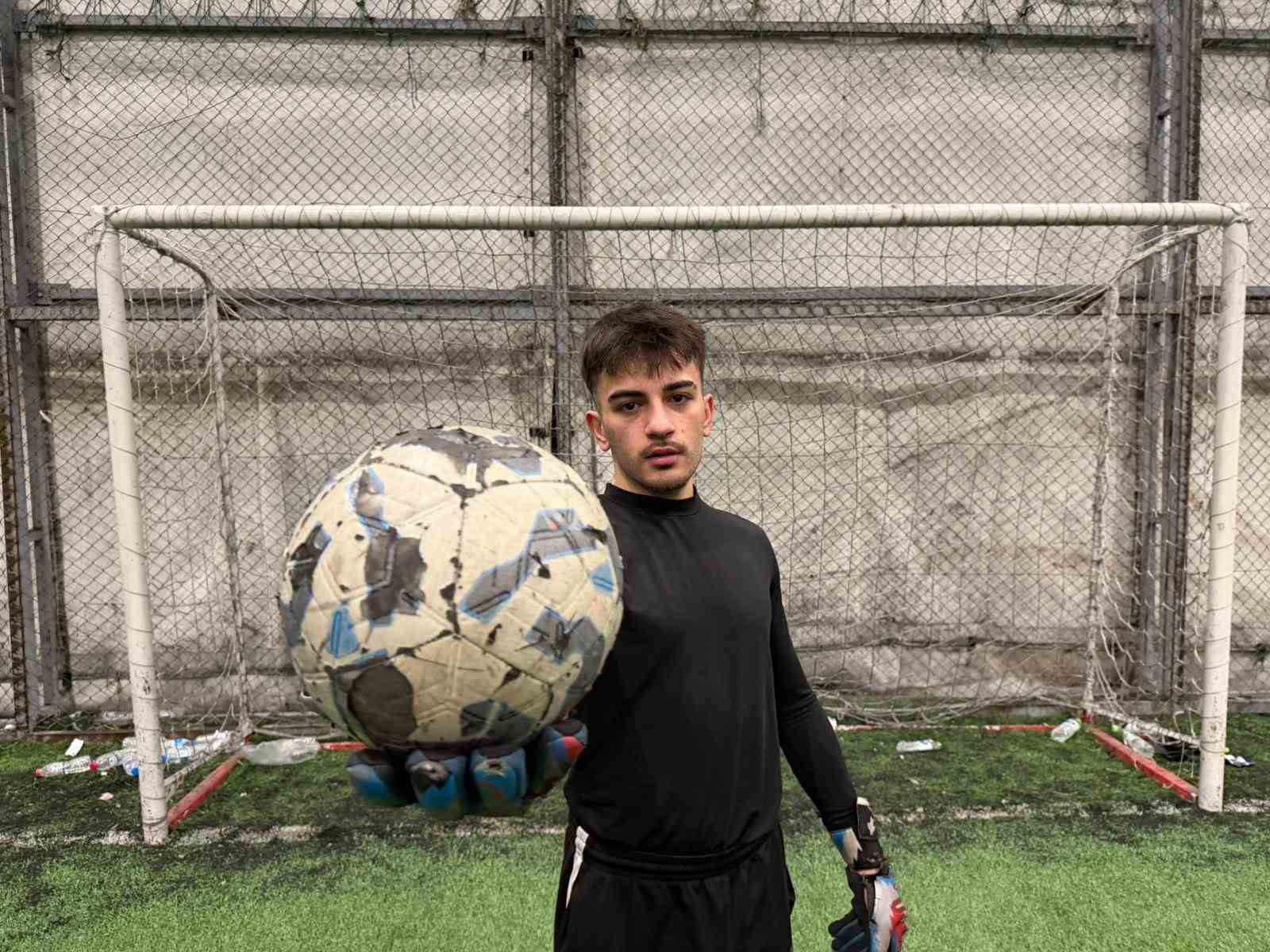 Düzce’de iletişim fakültesi öğrencisinin ilginç gelir kapısı
