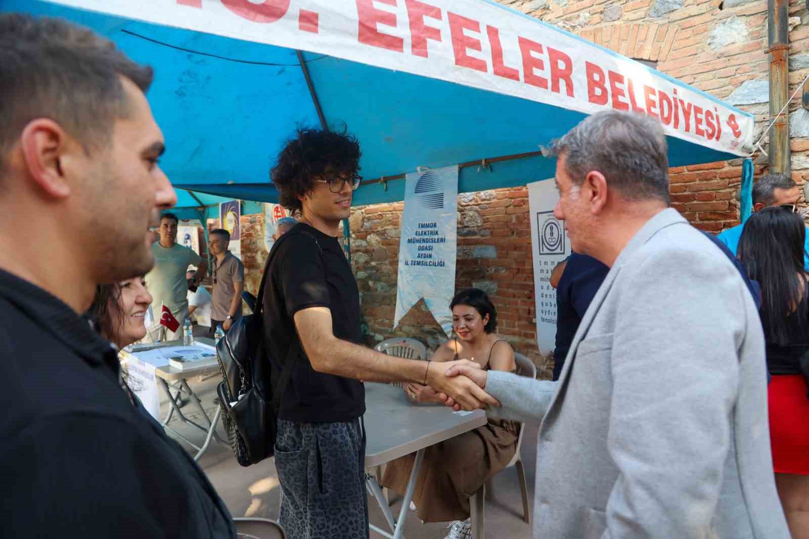 Efeler’de Meslek Tanıtım Günleri kapılarını açtı
