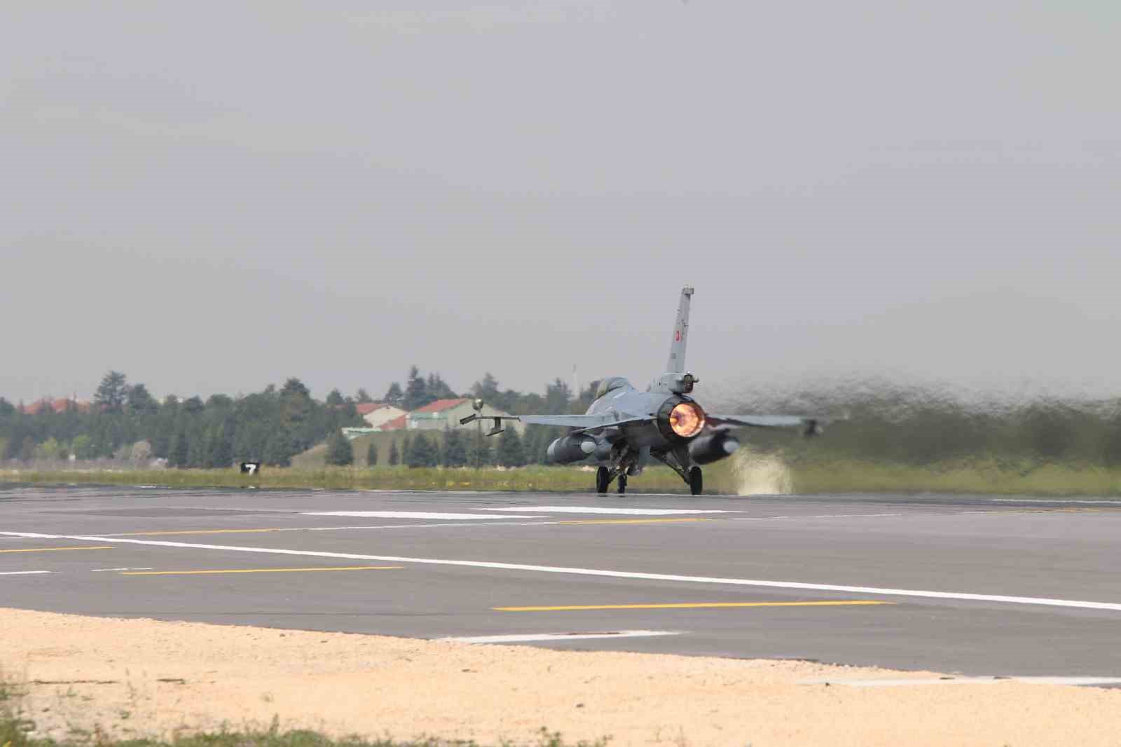 Efes 2026 için F-16’lar Eskişehir’den böyle havalandı
