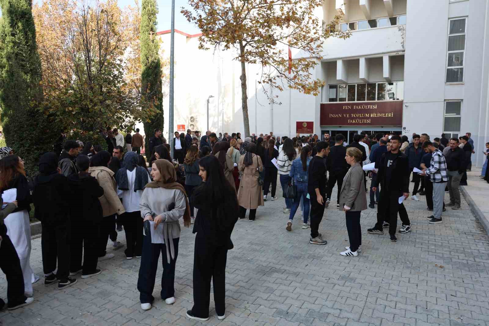 Elazığ’da KPSS heyecanı başladı
