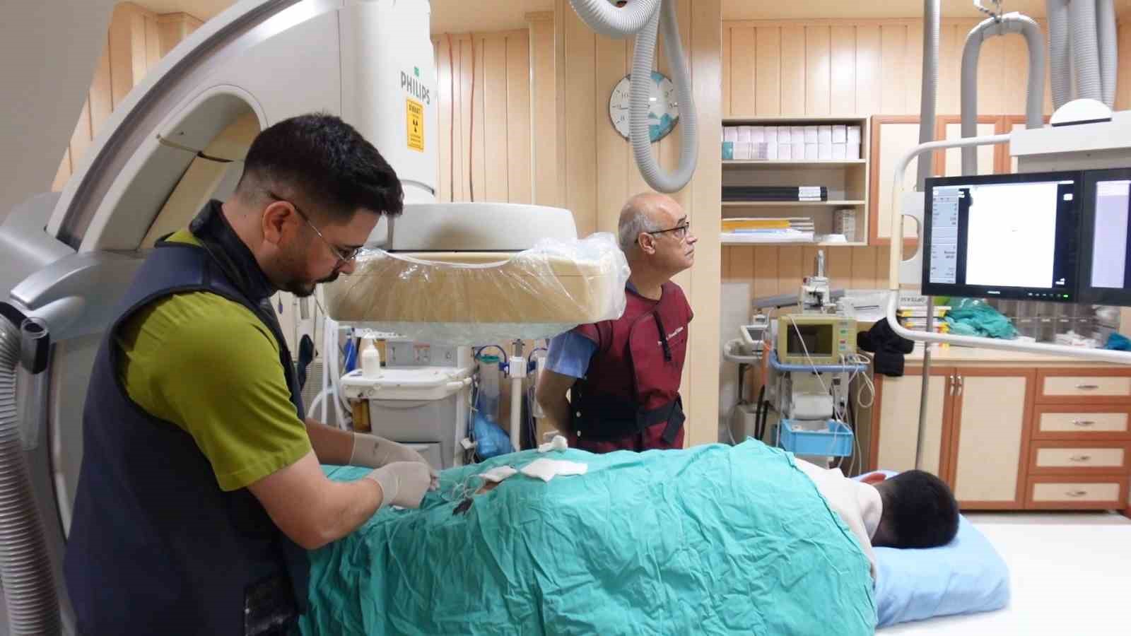 Elazığ’da Venöz Vasküler Malformasyona Köpüklü tedavi uygulandı
