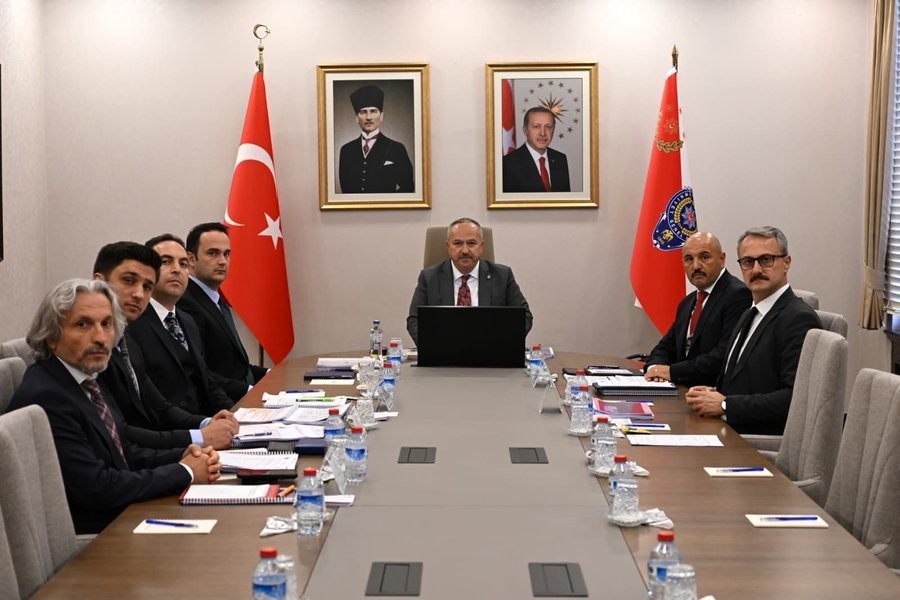 Emniyet Genel Müdürü Fidan başkanlığında "Uyuşturucu Raporu Değerlendirme Toplantısı"
