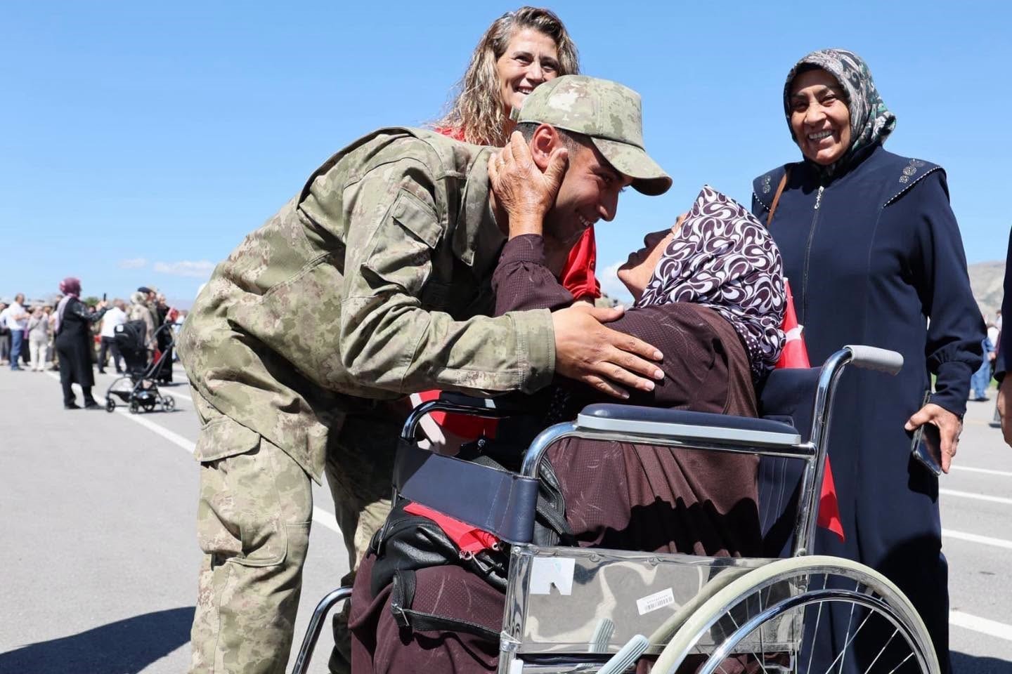 Erzincan’da bedelli erler için yemin töreni düzenlendi
