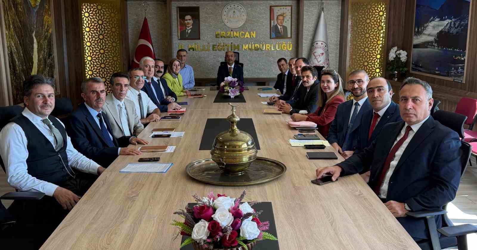 Erzincan’da İlçe Milli Eğitim Müdürleri Kurulu toplantısı yapıldı
