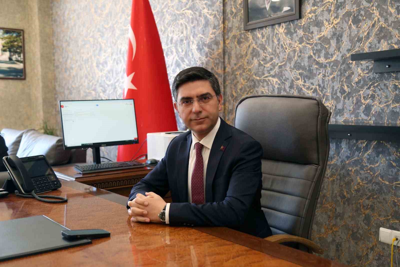 Erzurum Şehir Hastanesi’nde yeni dönem, başhekim değişti
