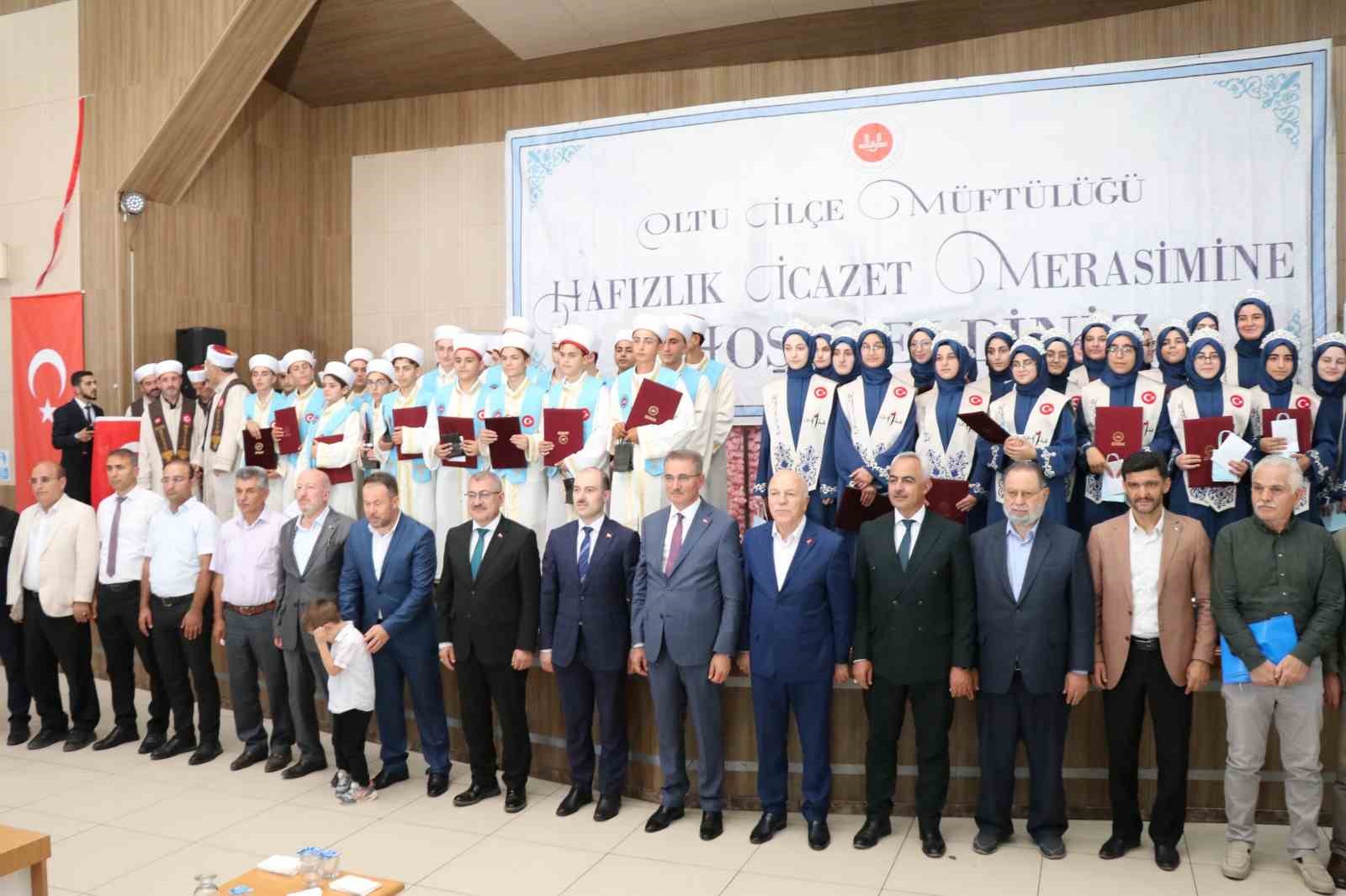 Erzurum’da 54 hafız icazet belgesini aldı
