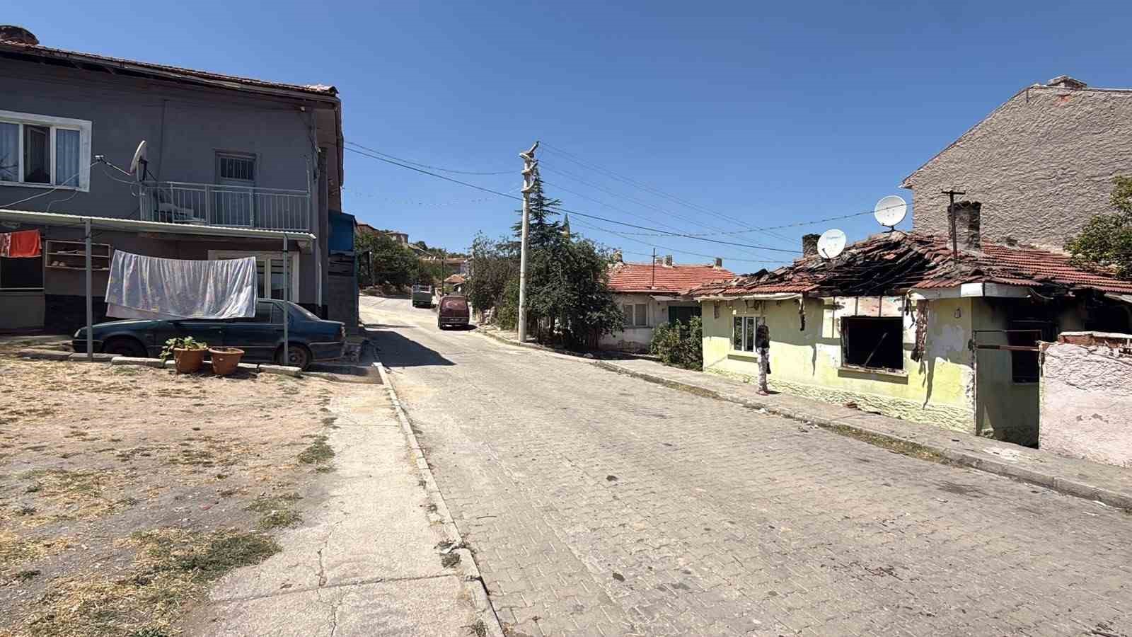 Eskişehir’de silahlı kavganın ardından kundaklama iddiası
