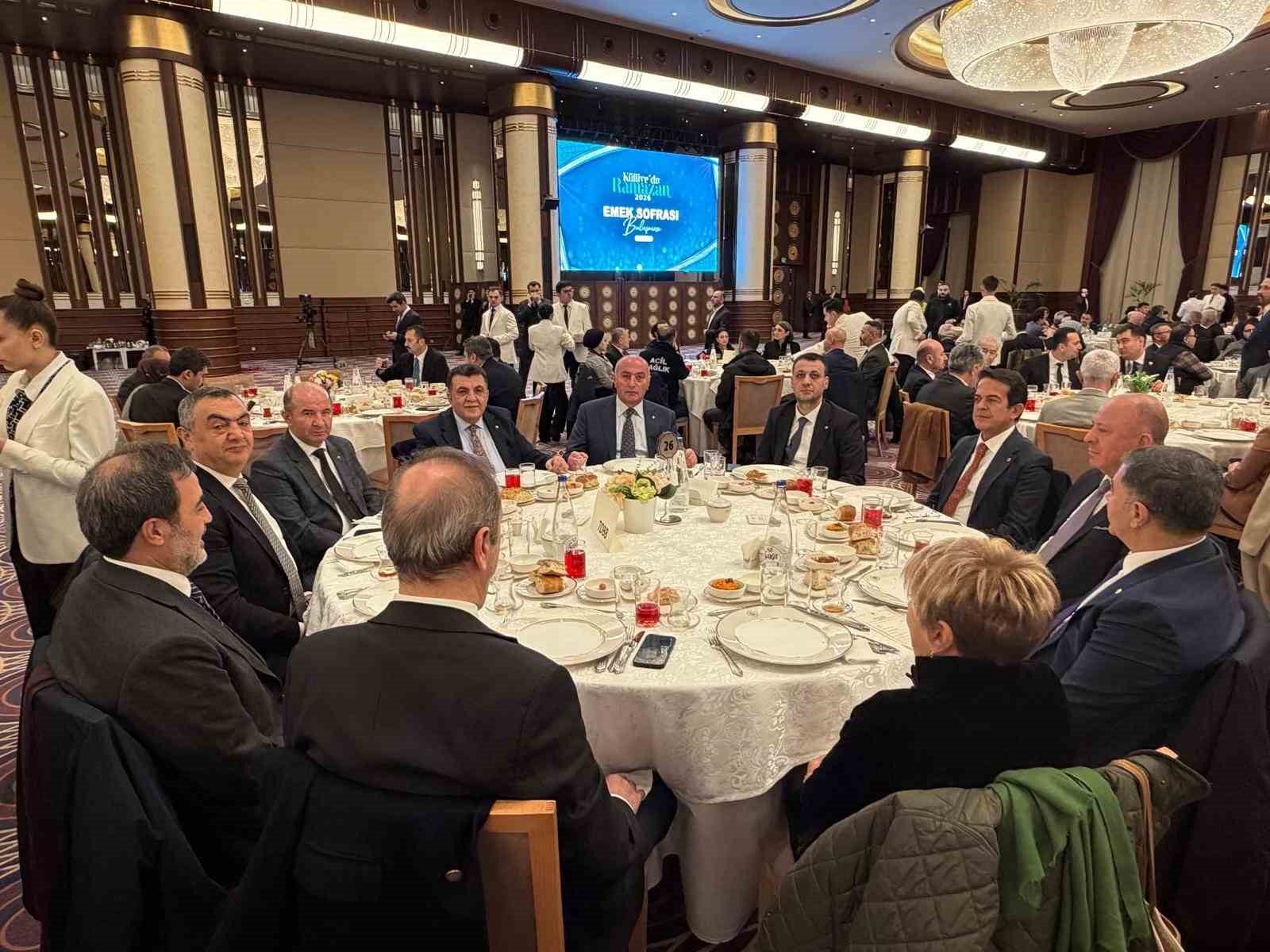 ETSO Başkanı Saim Özakalın, "Emek sofrası" iftar programına katıldı

