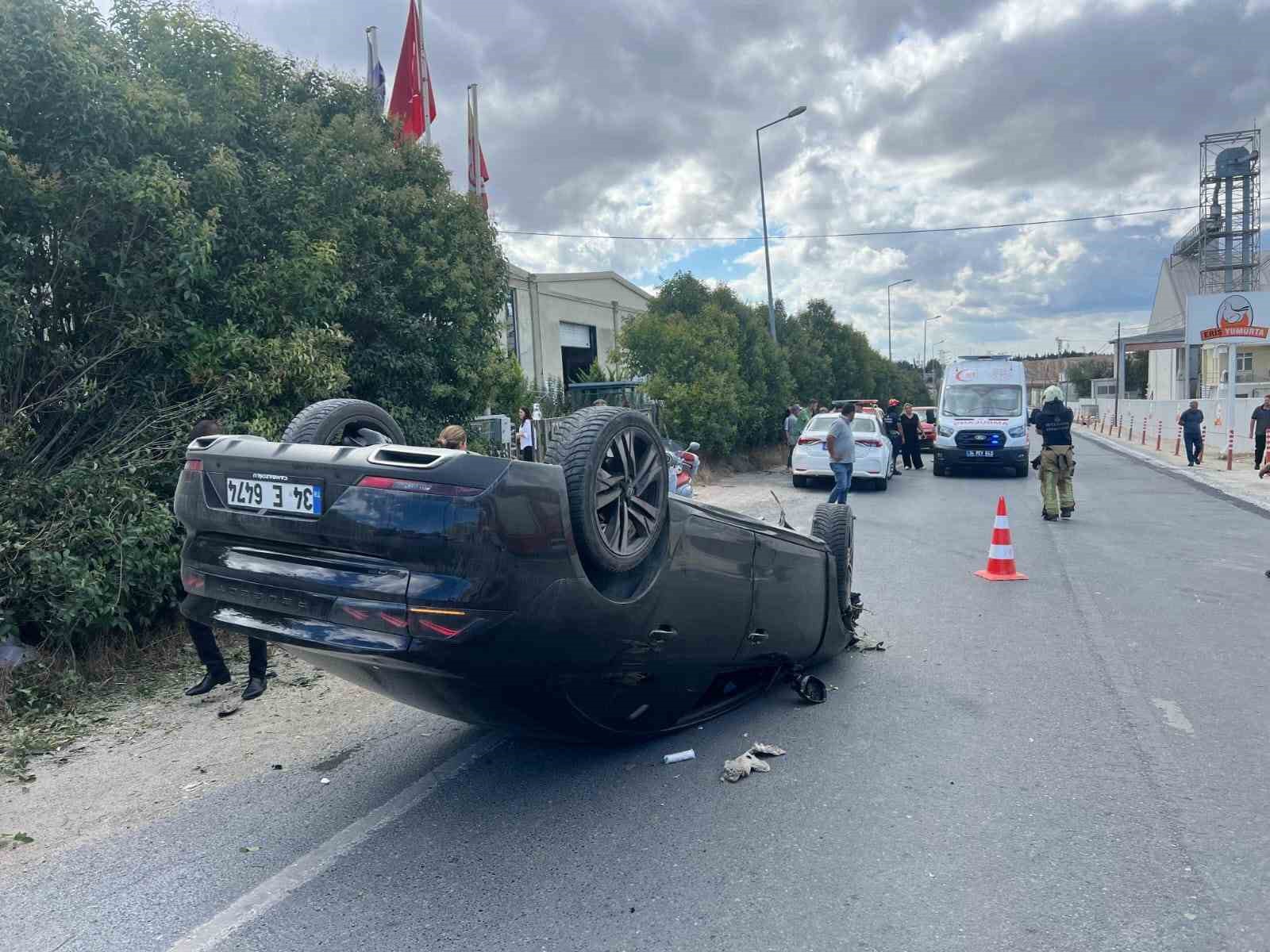 Fabrikadan çıkan kamyon nedeniyle kaza yaptı
