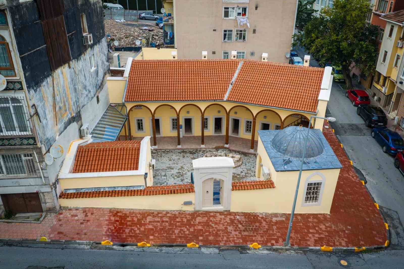 Fatih’te kayıp bir tarihî eser aslına uygun olarak yeniden ihya edildi
