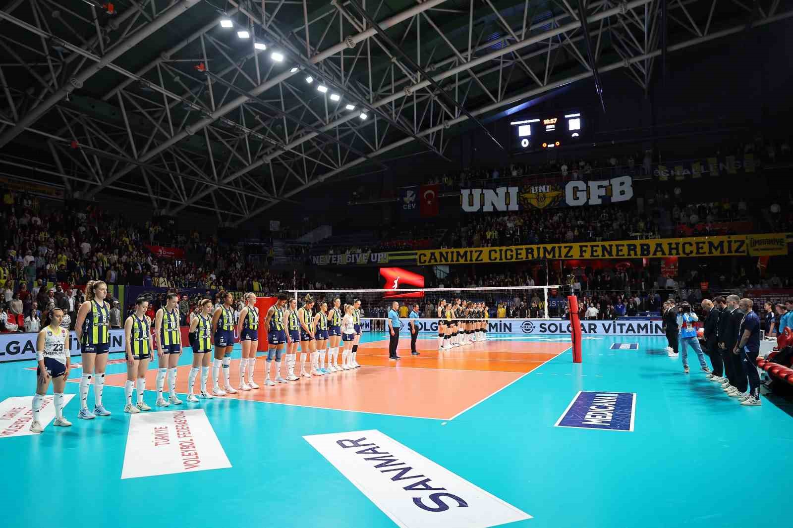 Fenerbahçe, seride durumu 2-2’ye getirdi
