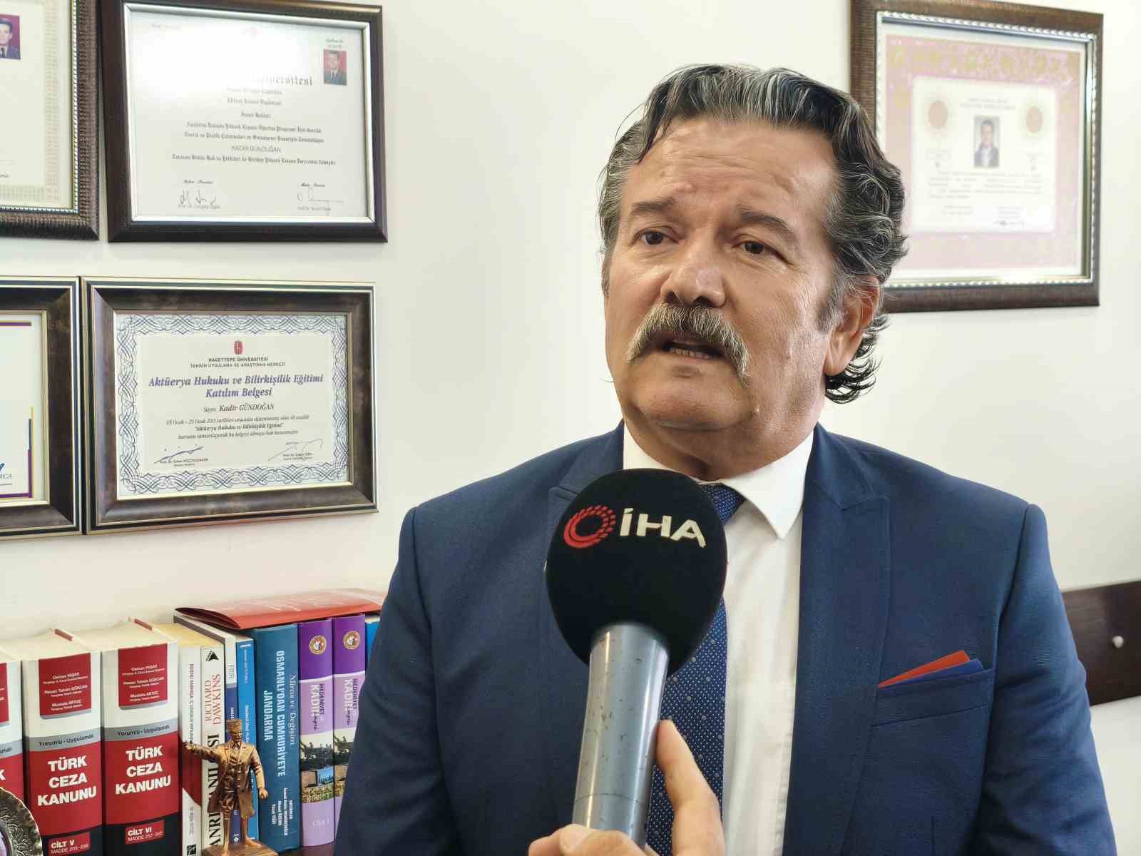 FETÖ bağlantılı AYİM heyetinin kararı bozuldu: 3 davacı astsubay, 16 yıl sonra teğmen rütbesine terfi ederek yeni görevlerine atandı
