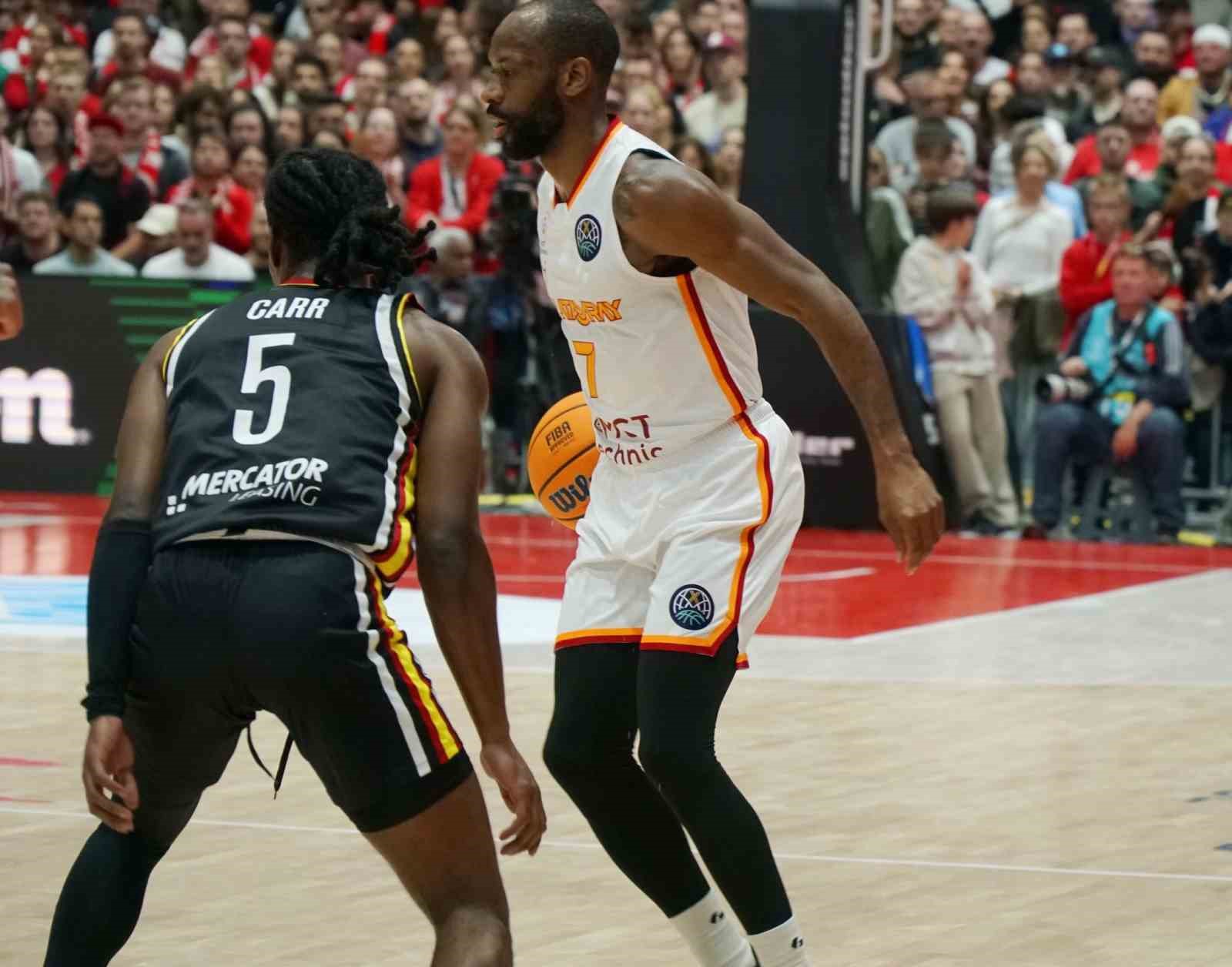 FIBA Şampiyonlar Ligi: Würzburg Baskets: 74 - Galatasaray: 99
