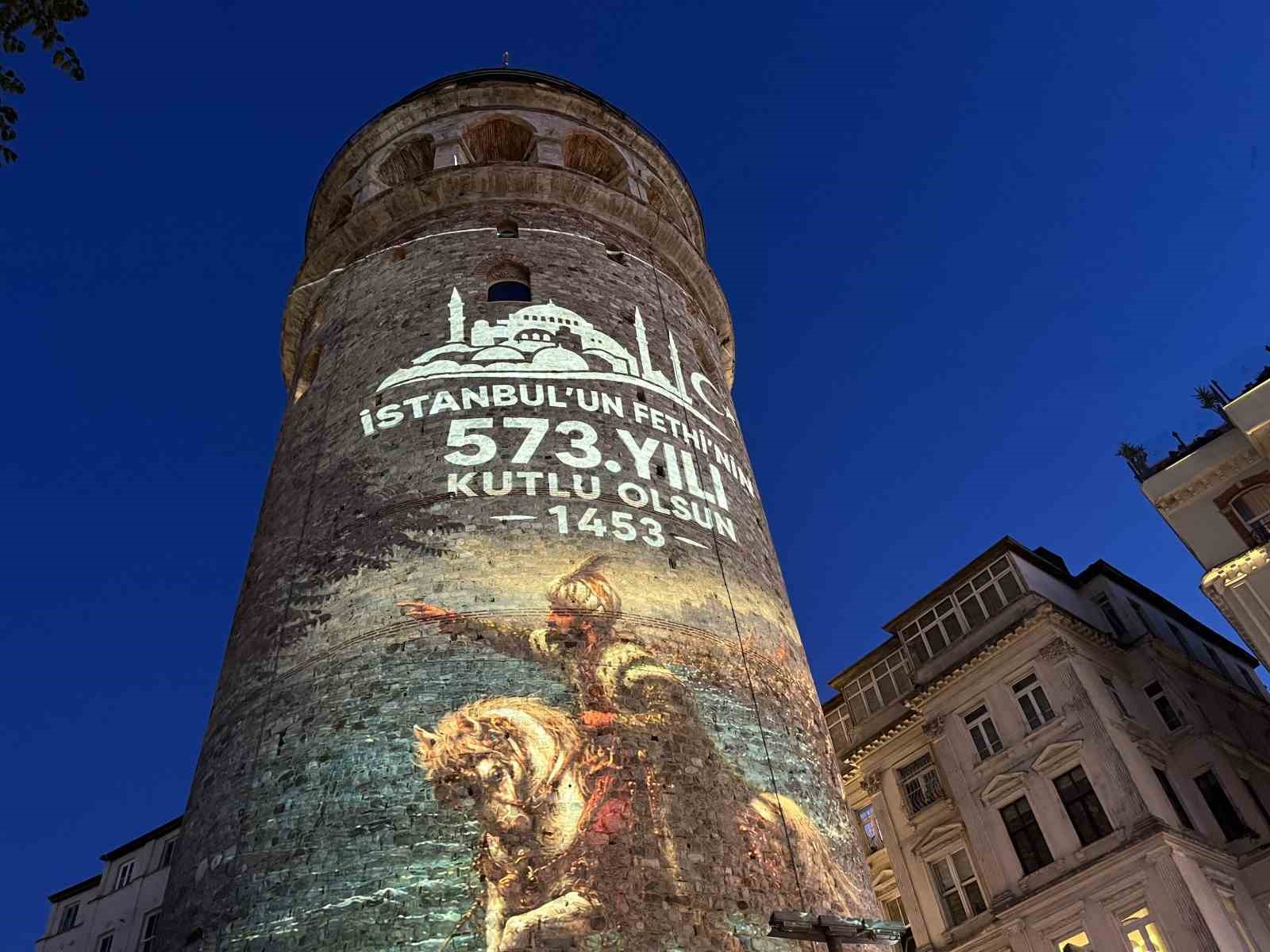 Galata Kulesi’nde İstanbul’un fethinin 573. yıl dönümün özel ışık gösterisi
