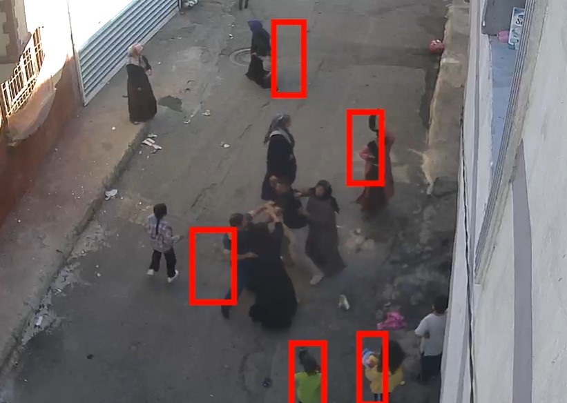 Gaziantep’te 1 kişinin ölümüyle sonuçlanan meydan kavgası görüntülendi
