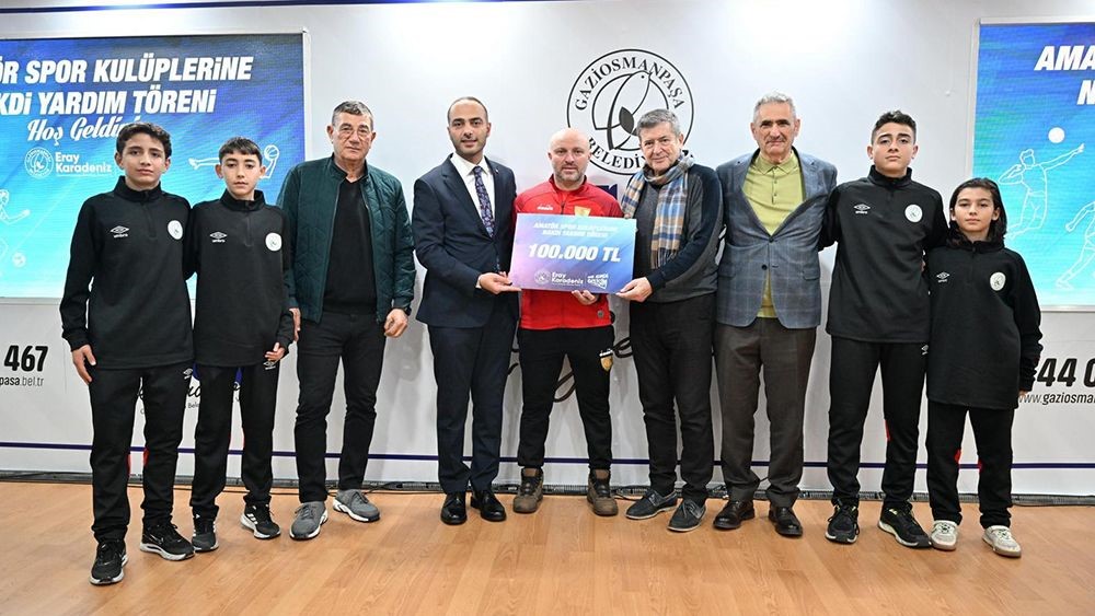 Gaziosmanpaşa Belediyesinden spor kulüplerine 2 buçuk milyon liralık nakdi destek
