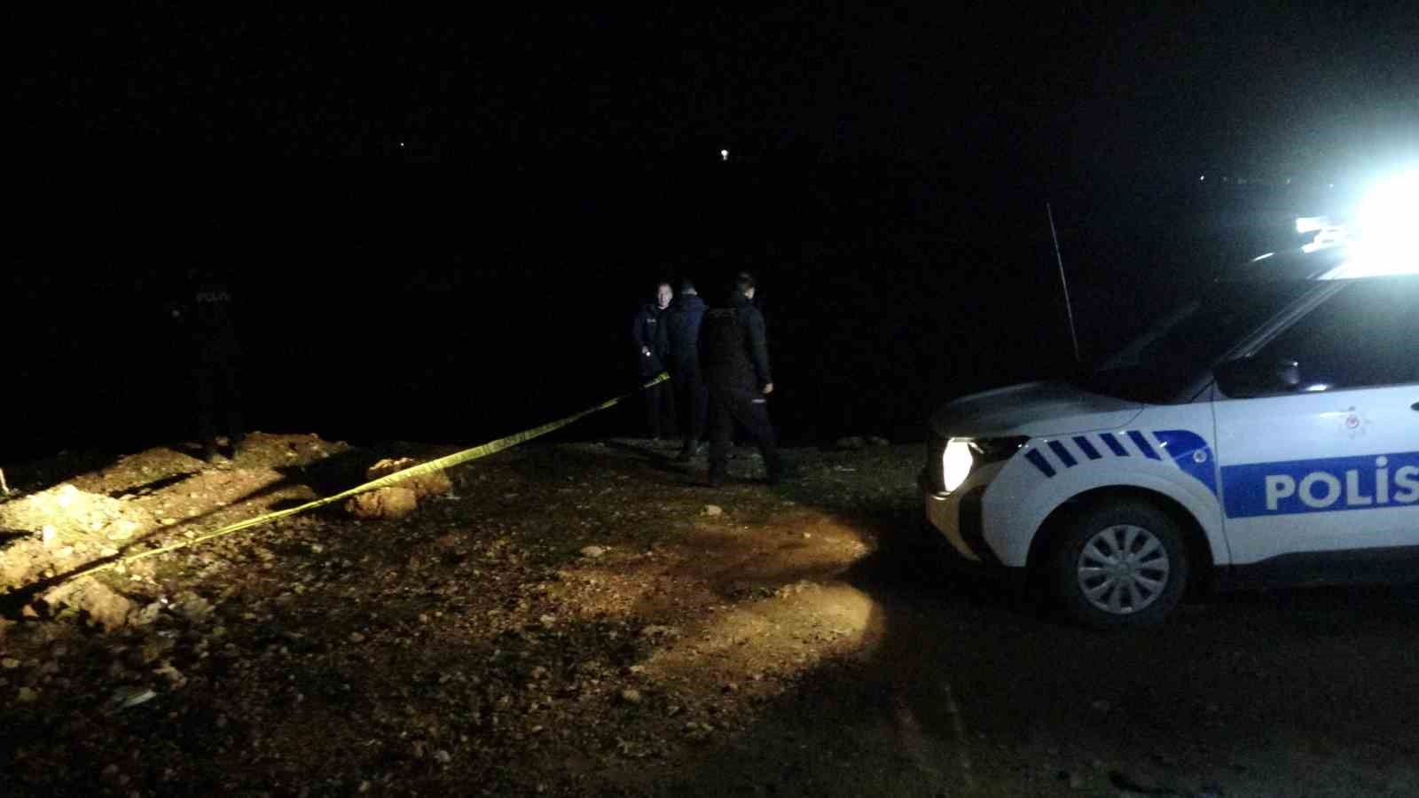 Gece yarısı cesedi bulunan şahsın boğulma anı kamerada
