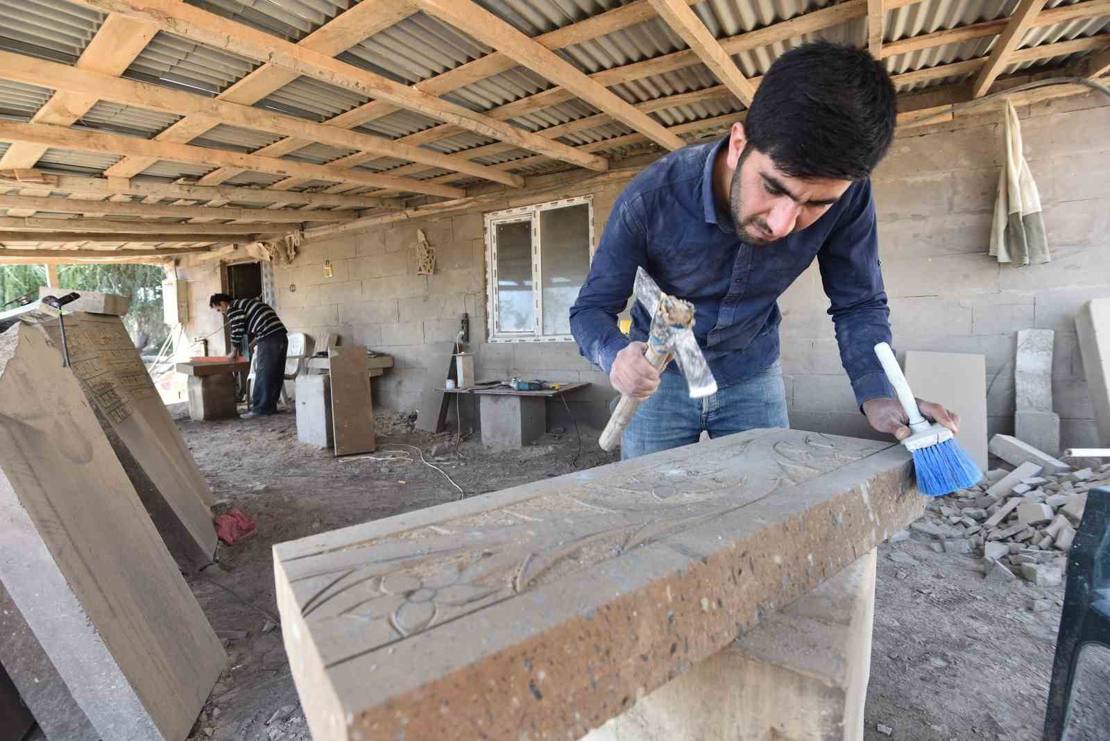 "Geleneksel Ahlat Taş İşçiliği Çalıştayı" düzenlenecek
