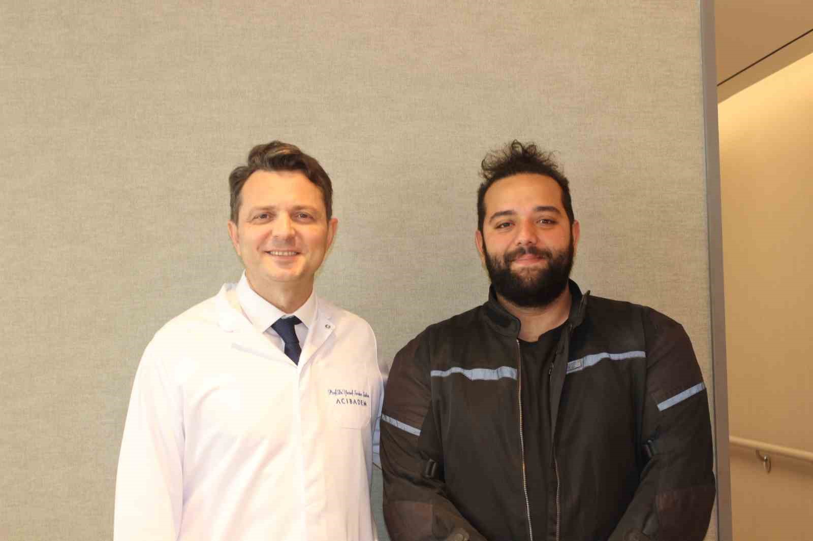 Genç motokurye bağırsak kanserinden ameliyat olmadan kurtuldu
