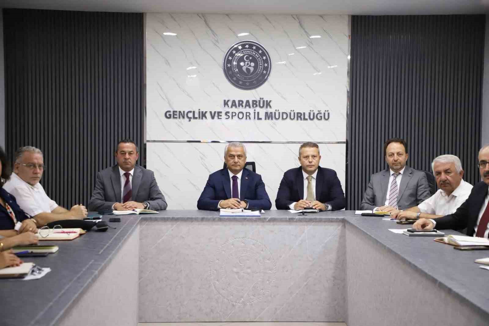 Gençlik ve Spor Müdürlüğünde dönem başı toplantısı
