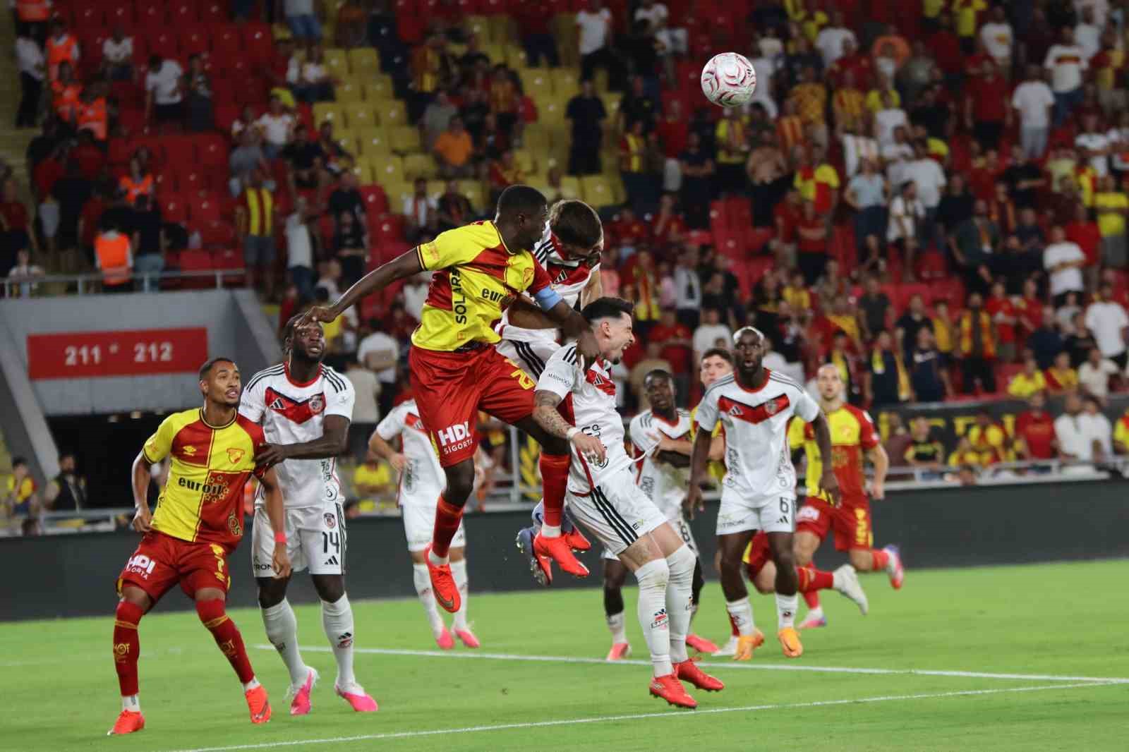 Göztepe, ligin en fazla gol yiyen takımı
