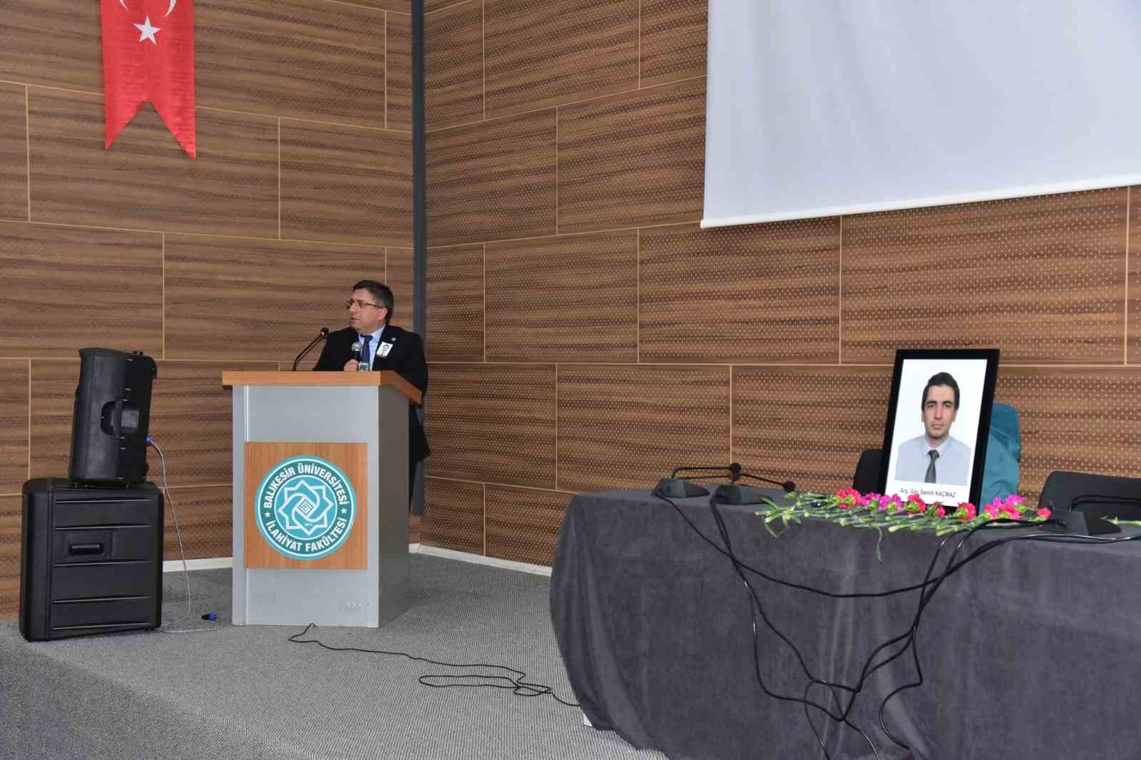 Hayatını kaybeden araştırma görevlisi için okulunda tören düzenlendi
