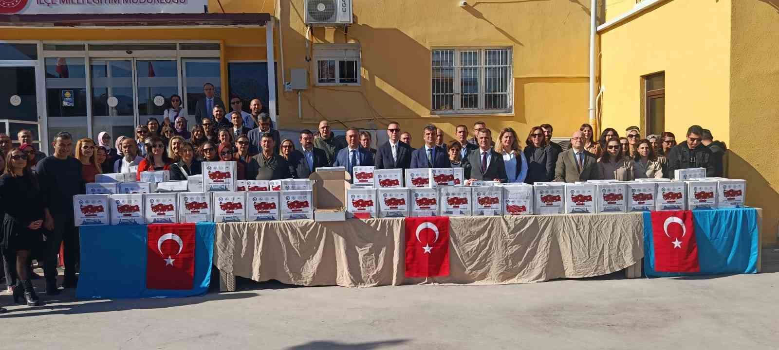 "Hediyem 81 İlin 81 Öğretmenine" projesinde paketler Milas’tan yola çıktı
