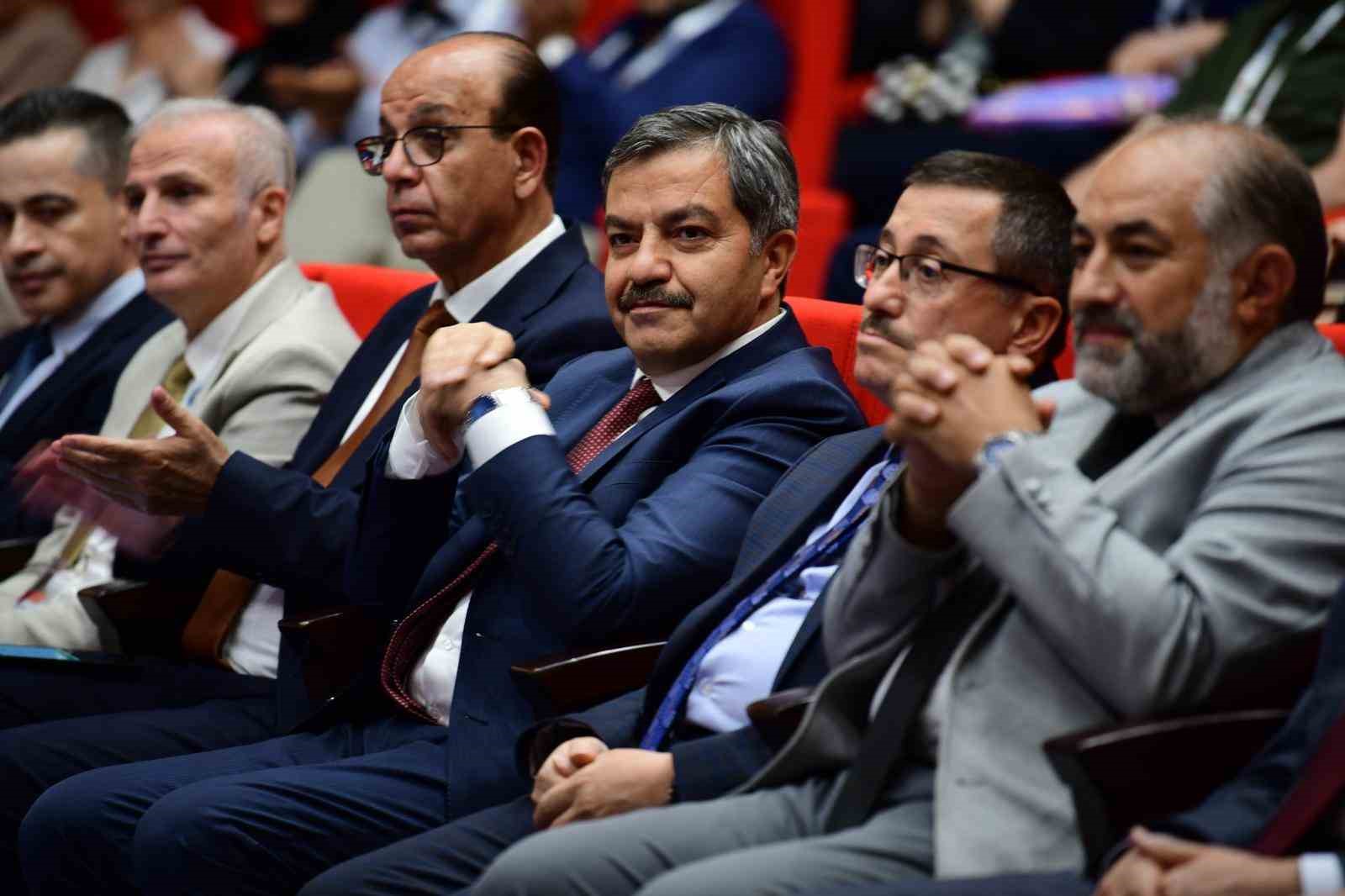 "I. Uluslararası Pediatrik Aciller Kongresi" Malatya’da başladı
