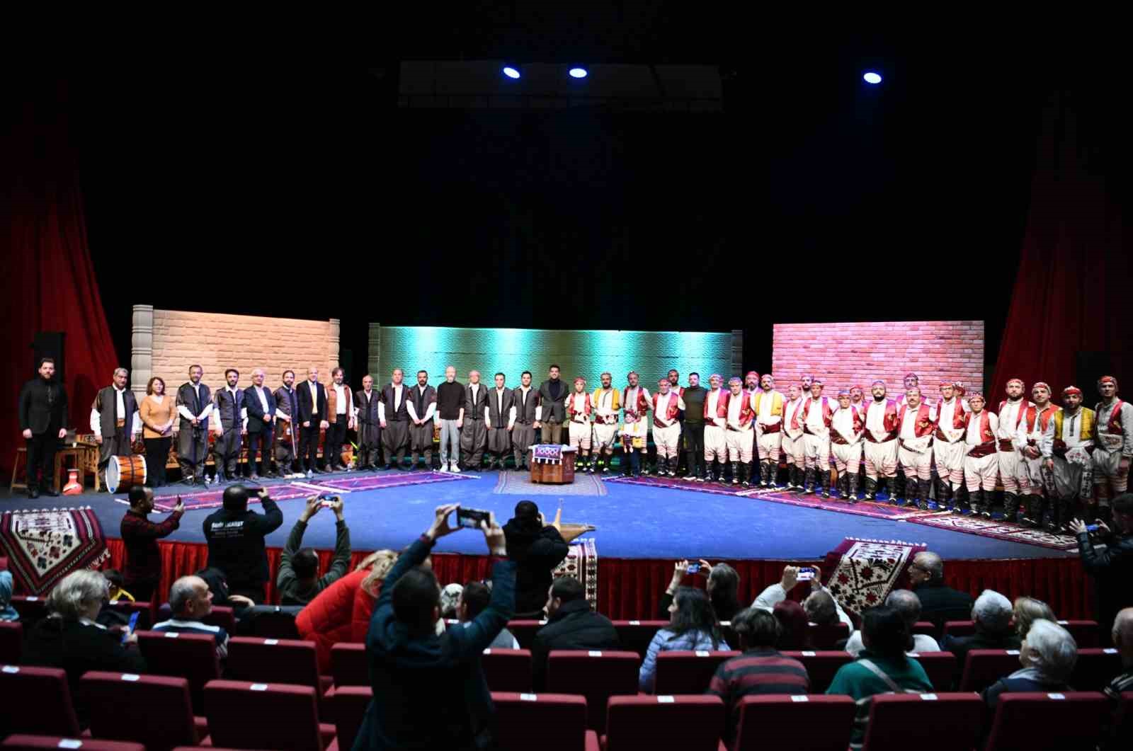 İki UNESCO geleneği dünyada ilk kez aynı sahnede
