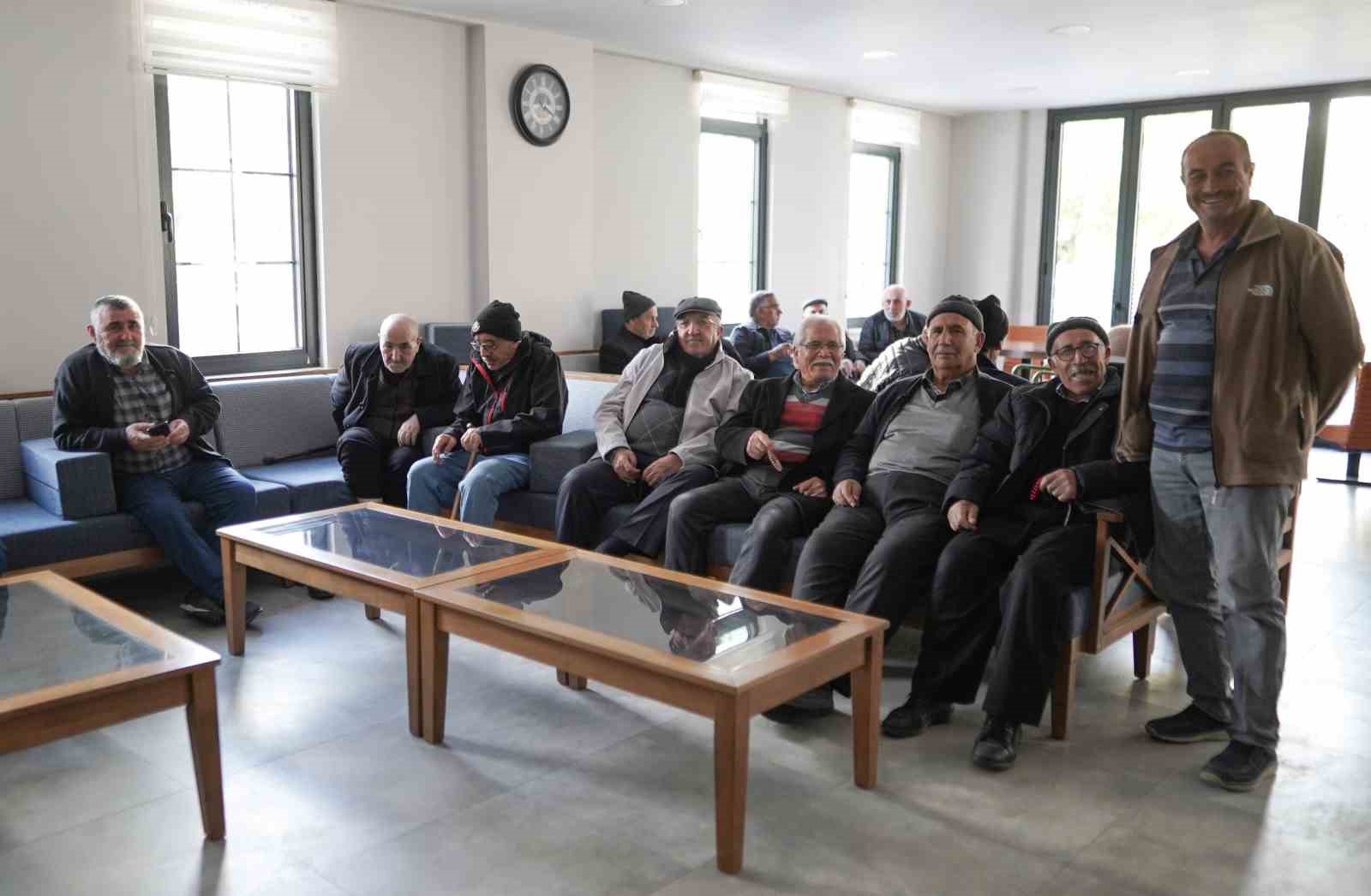 İkinci bahar evleri Ramazan ayında koca çınarlar için huzurun adresi oldu
