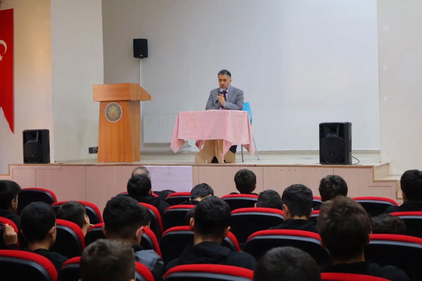 İl Müftüsü Bektaş imam hatipli öğrencilerle bir araya geldi

