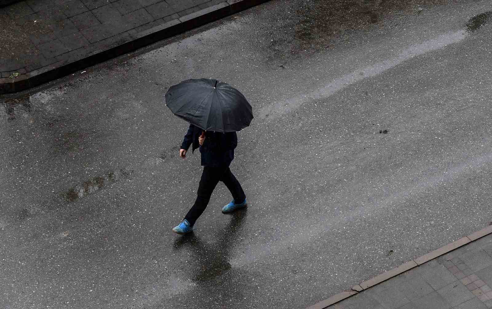 İstanbul’da metrekareye 97 kilogram yağış düştü
