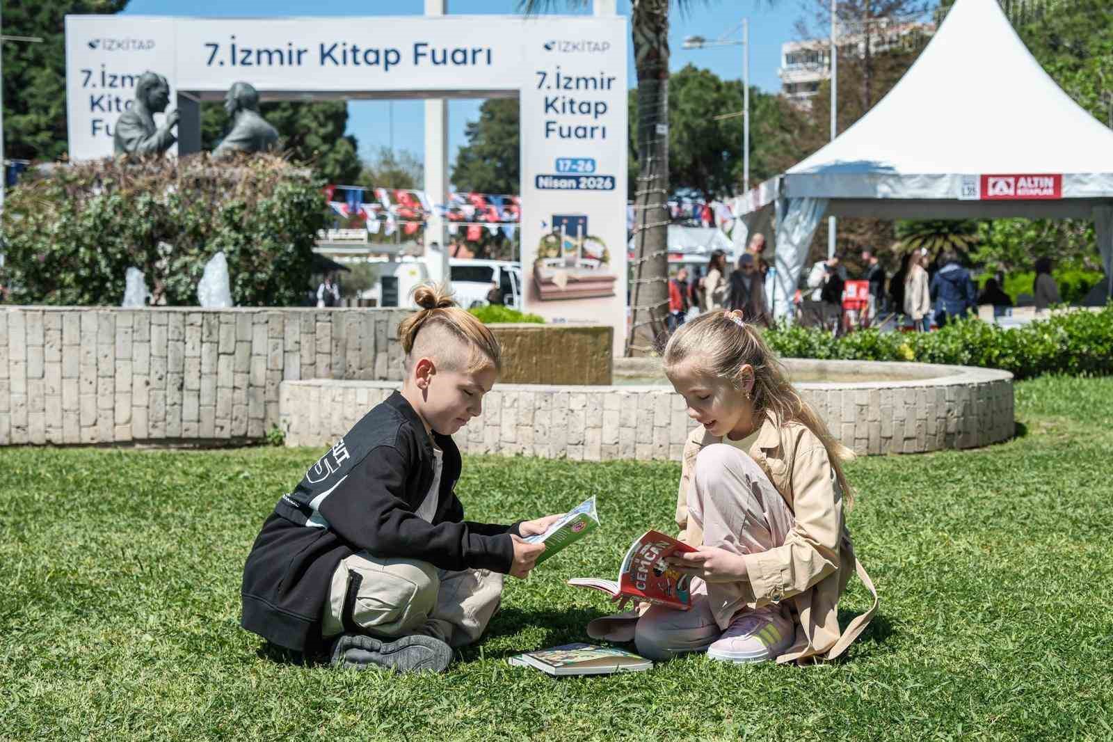 İZKİTAP - 8. İzmir Kitap Fuarı açılıyor
