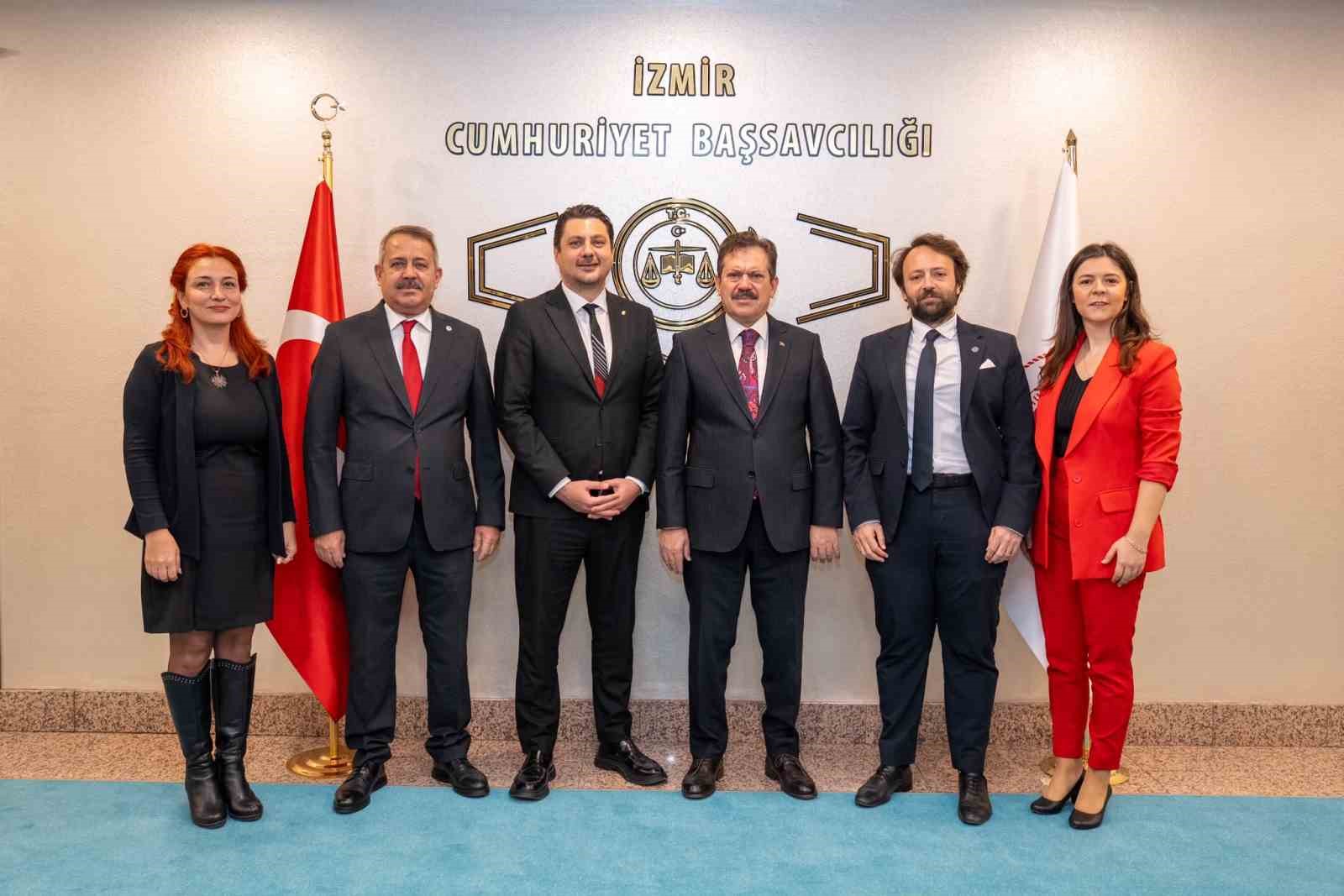 İzmir Barosu yeni yönetiminden Başsavcı Yeldan’a ziyaret
