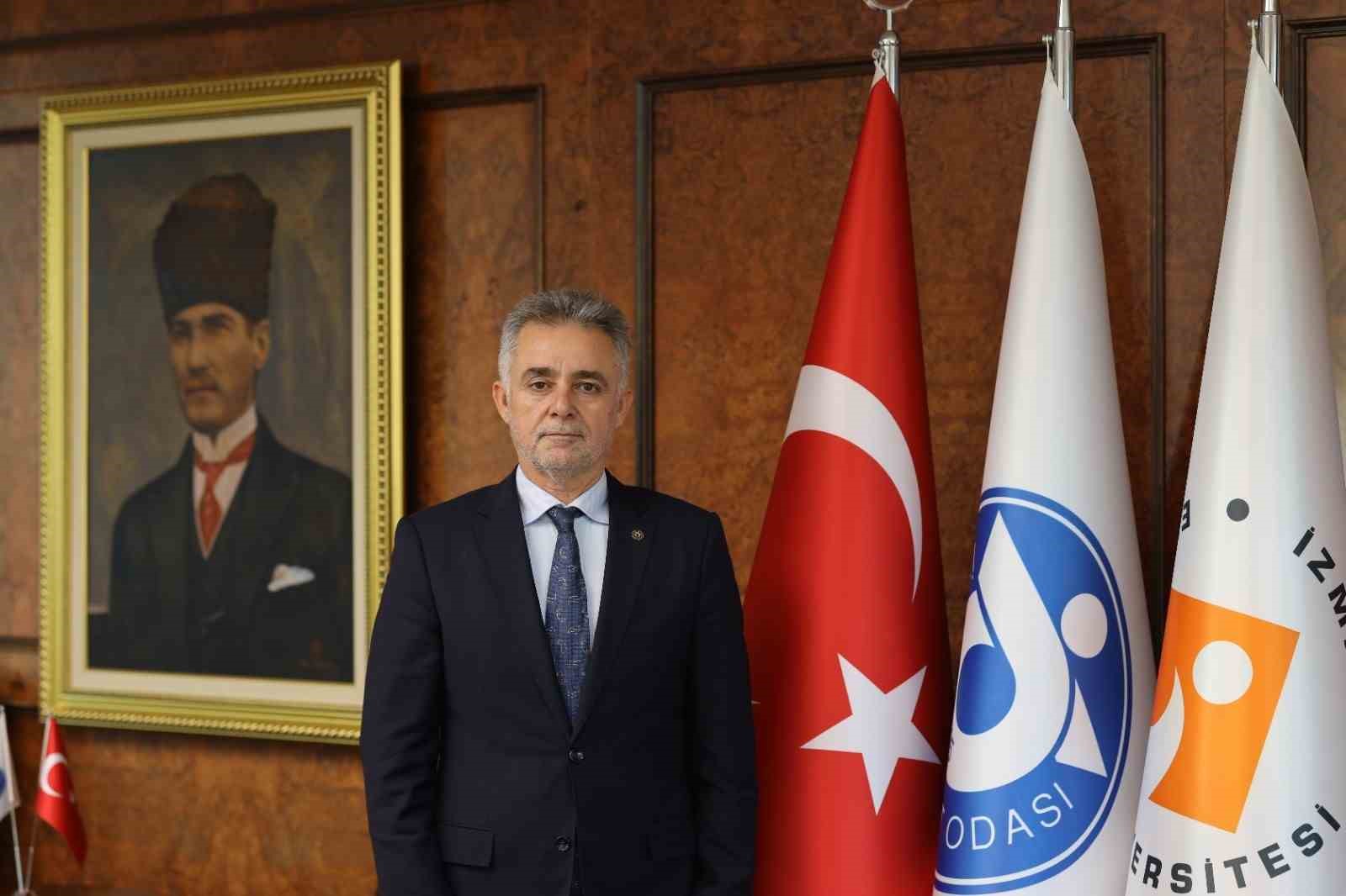 Kahraman: "İnşaat sektörü üretmek istiyor, bürokrasiye takılıyor"

