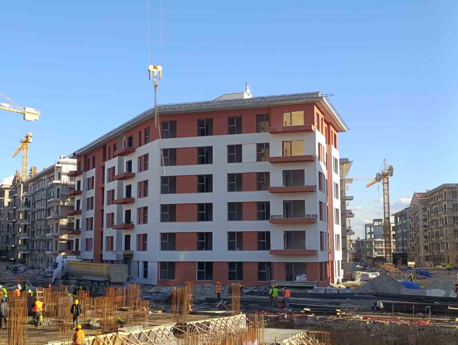 Kahramanmaraş’ta deprem konutları yükselmeye devam ediyor
