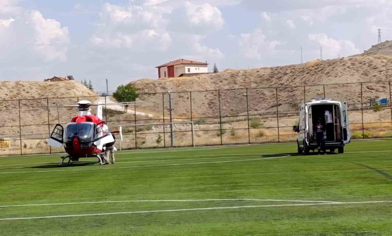 Kalp krizi geçiren hasta hava ambulansıyla Malatya’ya sevk edildi
