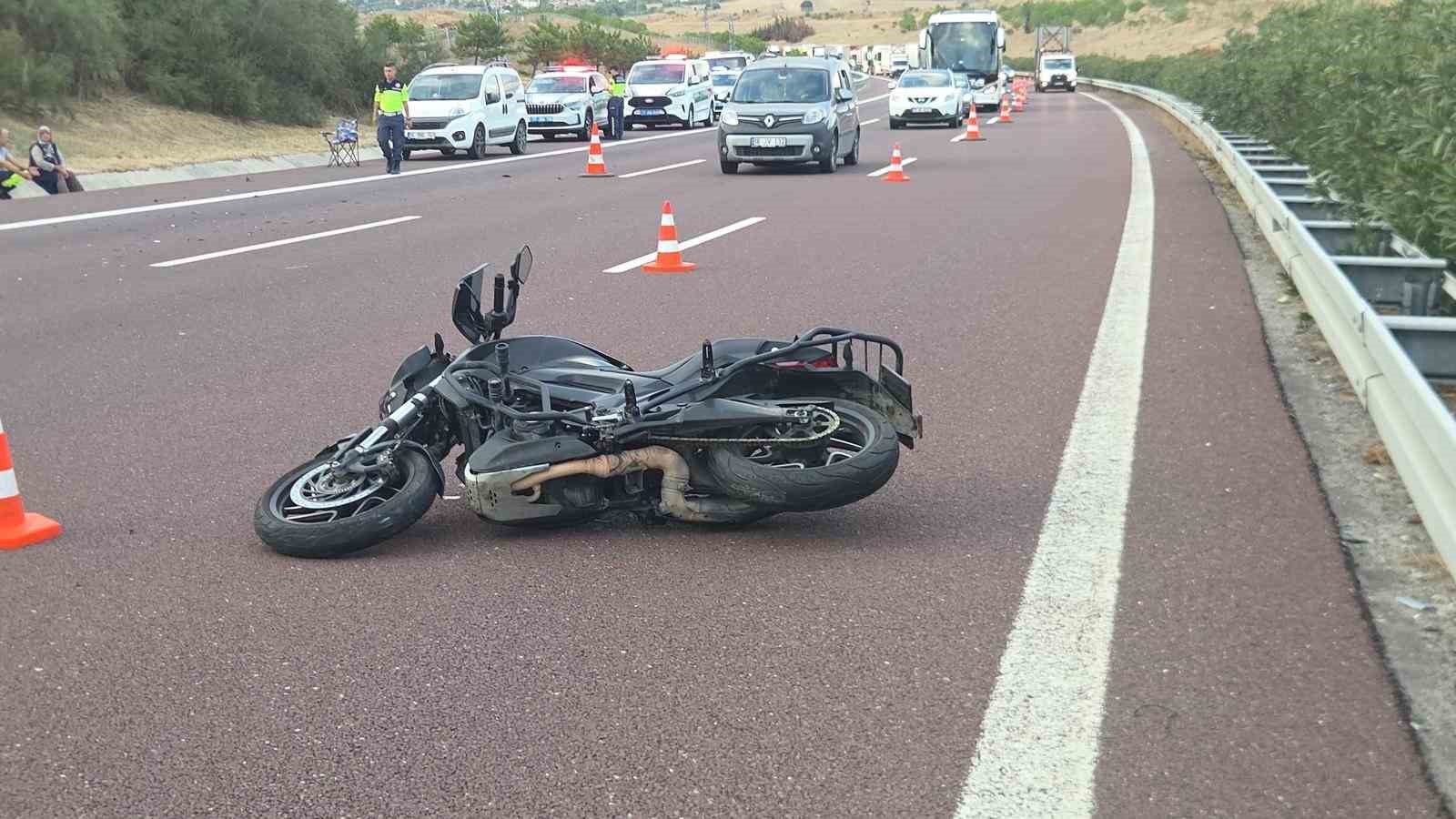Kamyona çarpan motosiklet sürücüsü hayatını kaybetti
