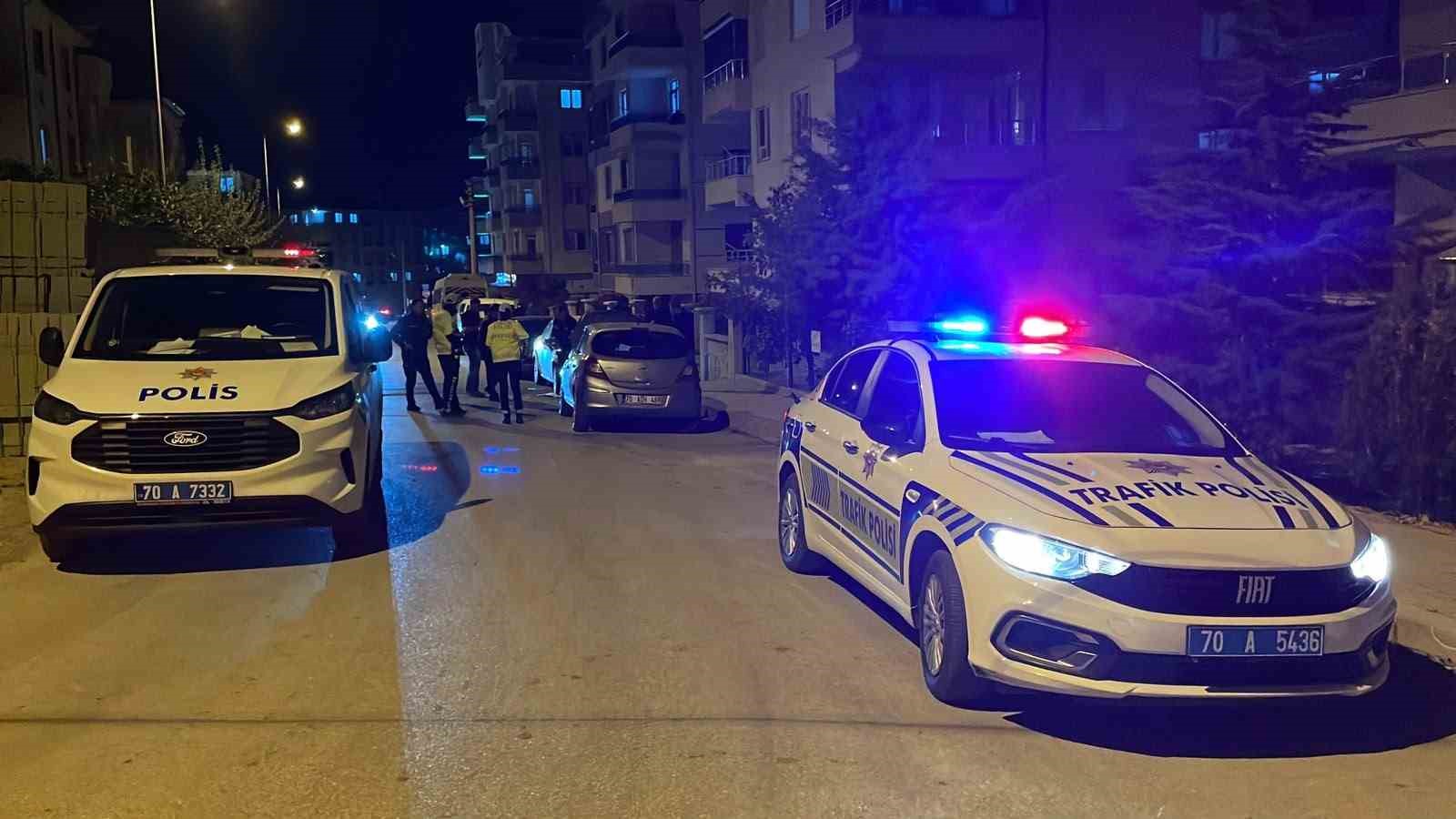 Karaman’da otomobil park halindeki araca çarptı: 1 yaralı
