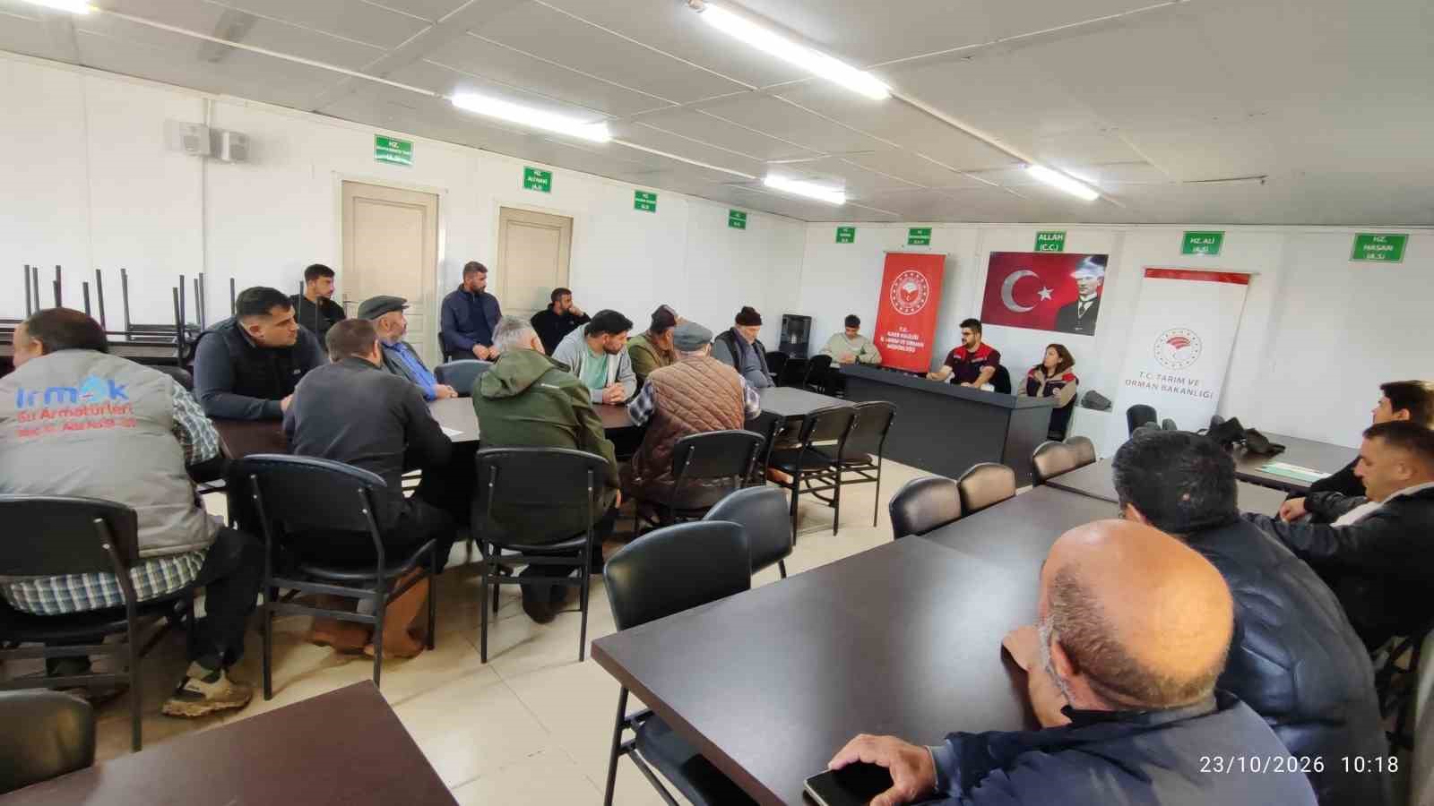 Kars’ta tarım ekipleri üreticinin sorunlarını sahada dinliyor
