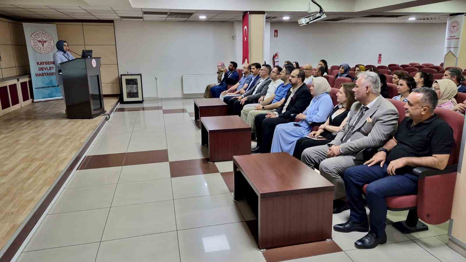 Kayseri Devlet Hastanesi’nde Risk Yönetim Kurulu Dönemsel Değerlendirme Toplantısı düzenlendi
