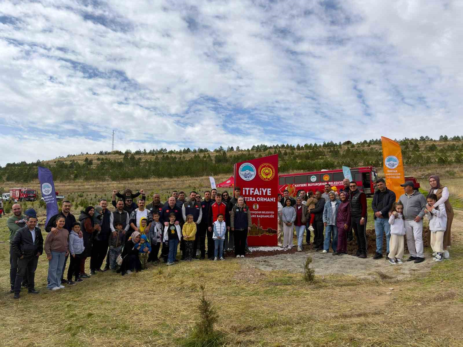 Kayseri İtfaiyesi’nin 100. yılına özel anlamlı etkinlik: 500 fidanlık hatıra ormanı
