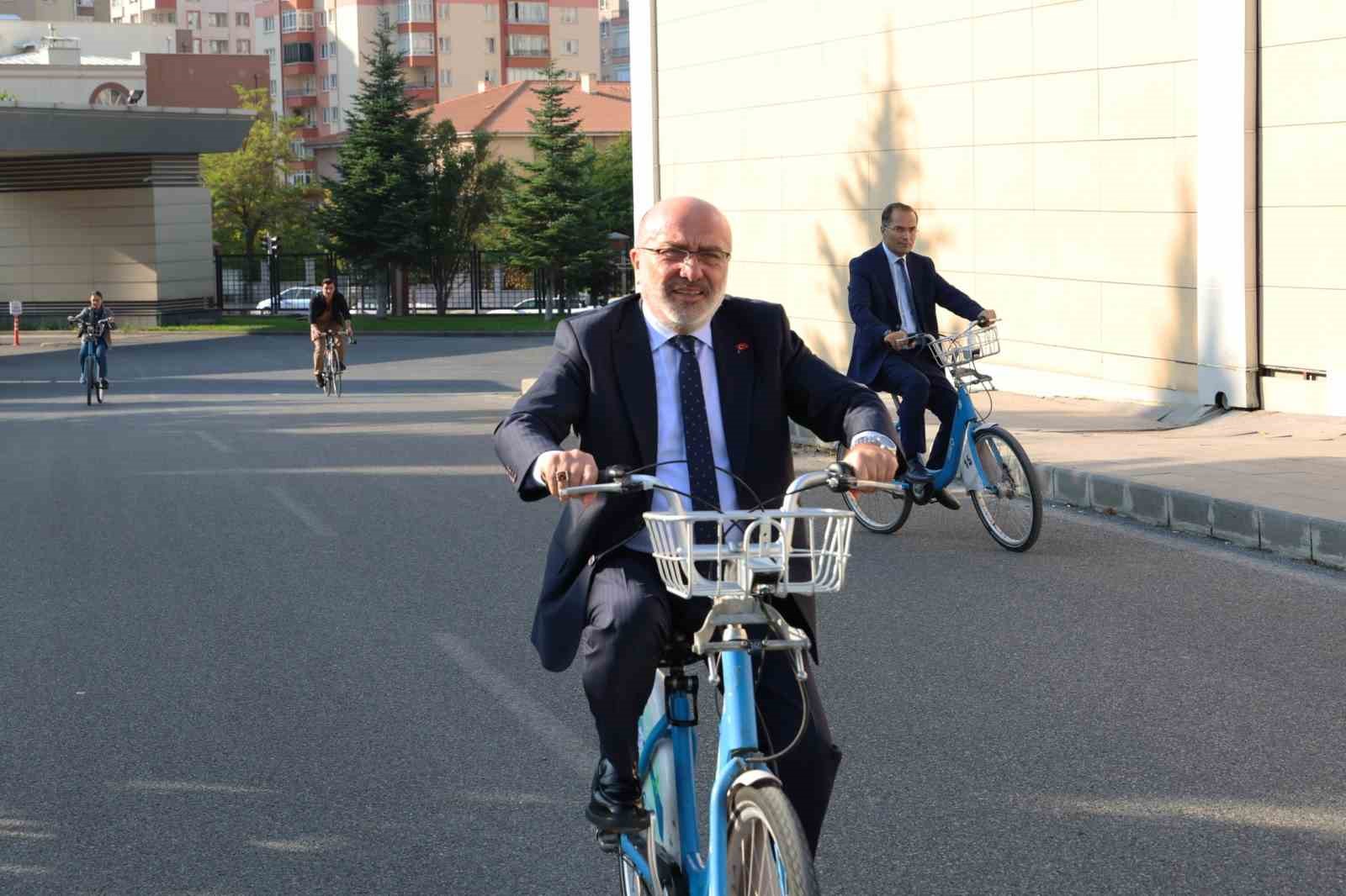 Kayseri Üniversitesi’nde  ‘Arabasız Kampüs’ etkinliği düzenlendi
