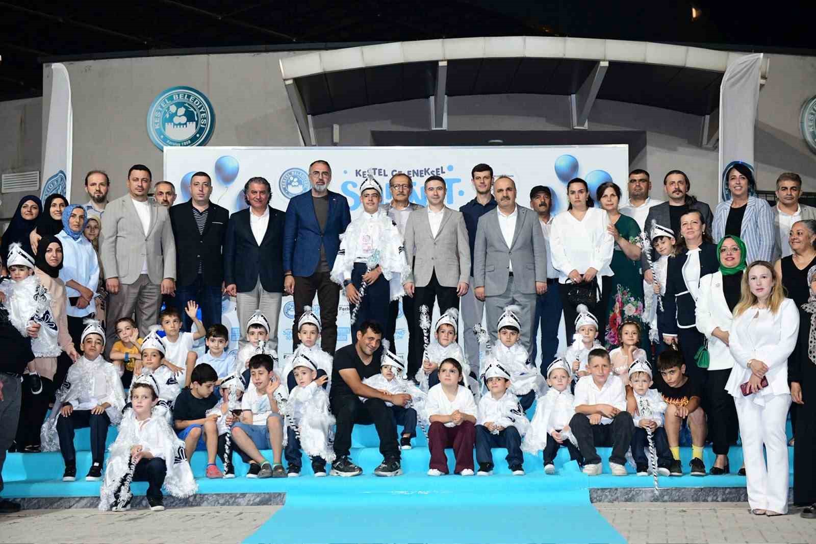 Kestel Belediyesi’nden çocuklara unutulmaz sünnet şöleni
