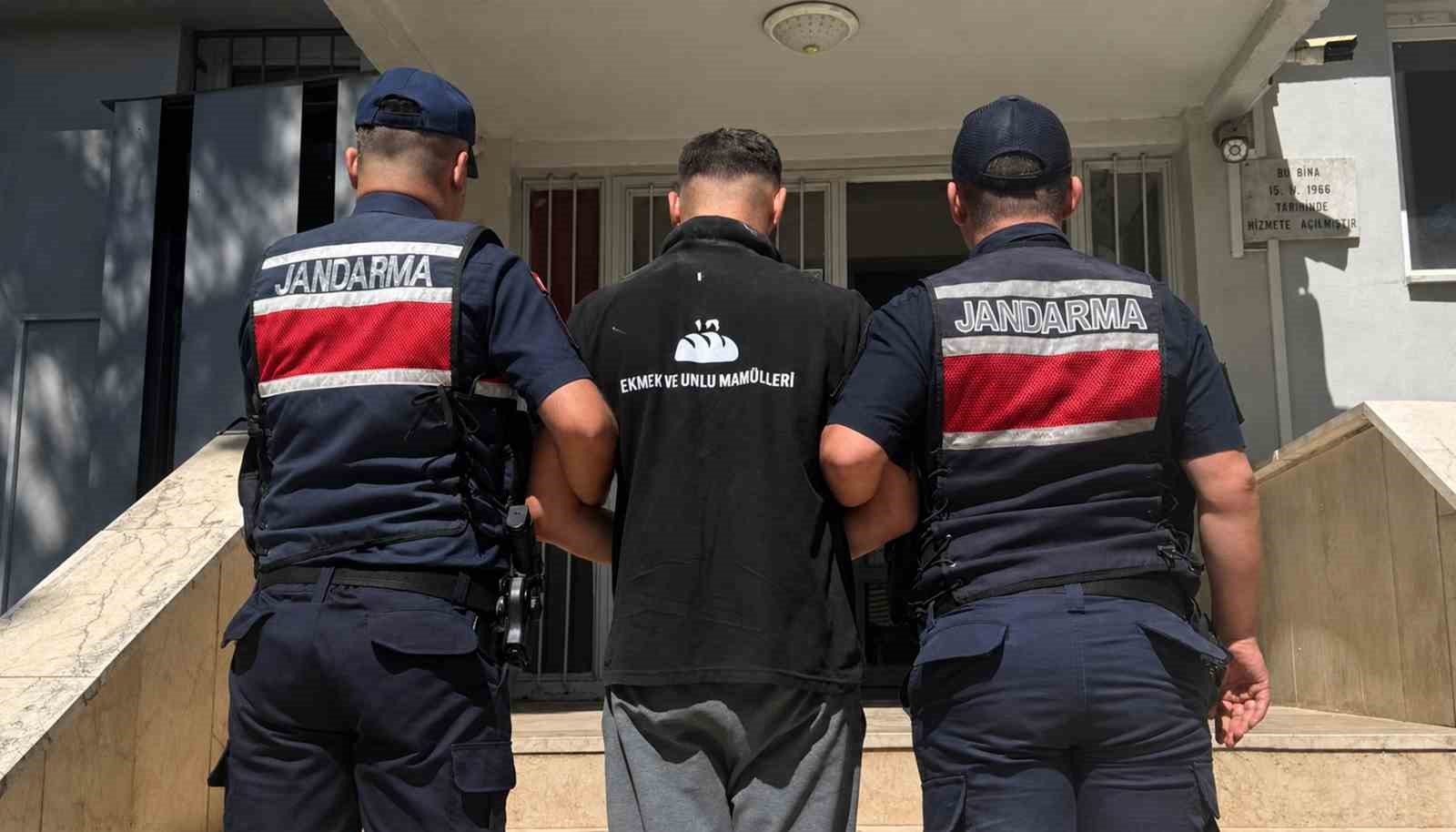 Kırıkkale’de 16 yıl hapis cezasıyla aranan firari yakalandı
