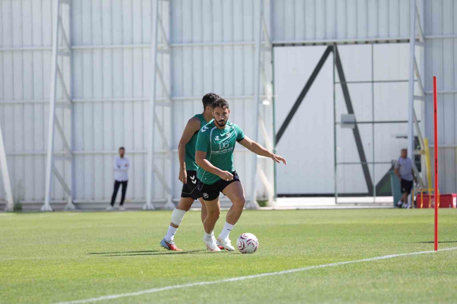 Konyaspor, Trabzonspor maçı hazırlıklarını sürdürdü
